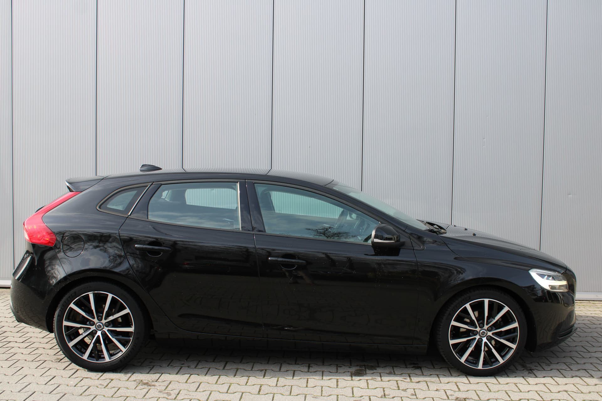 Volvo V40 T3 Nordic+ thumbnail 3