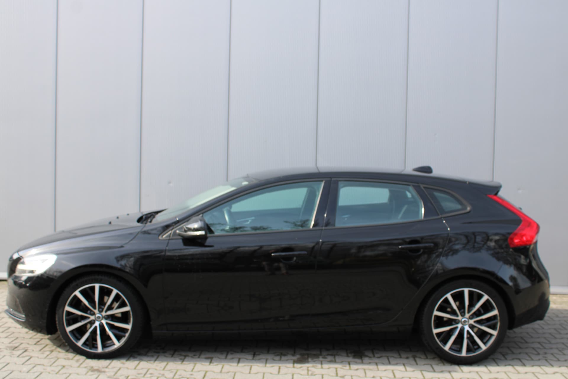Volvo V40 T3 Nordic+ thumbnail 5