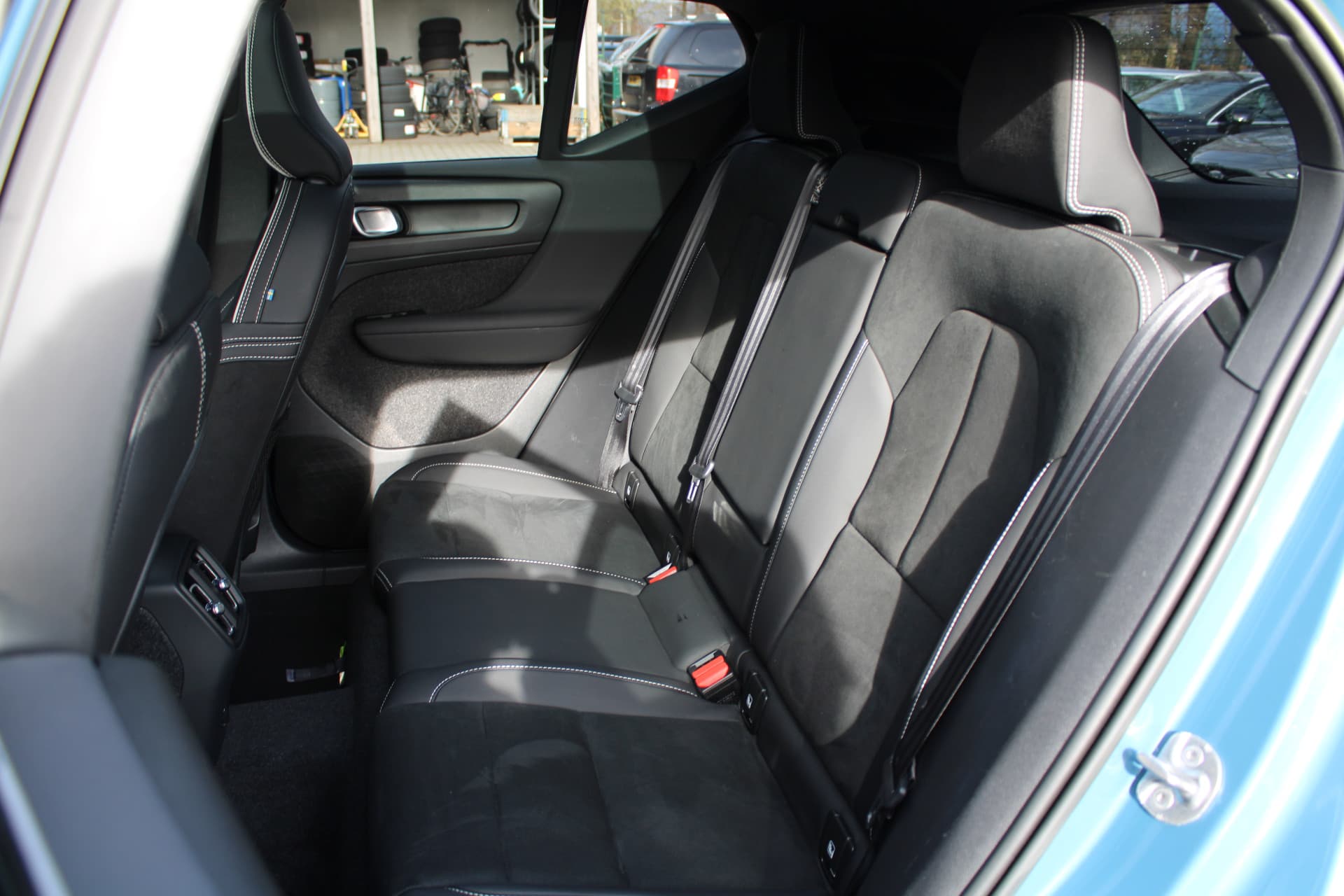 Volvo XC40 Recharge Plus thumbnail 6