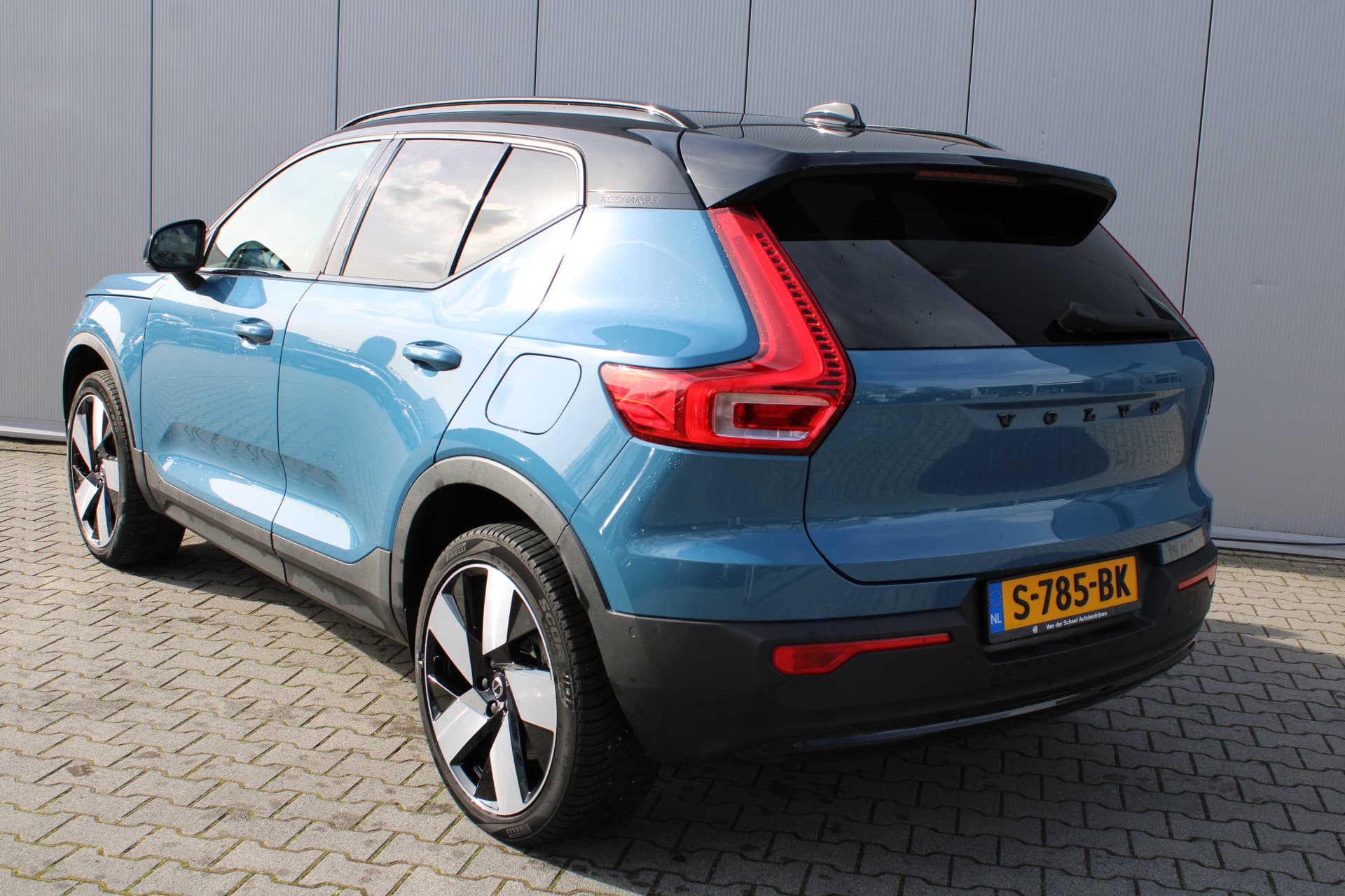 Volvo XC40 Recharge Plus thumbnail 9