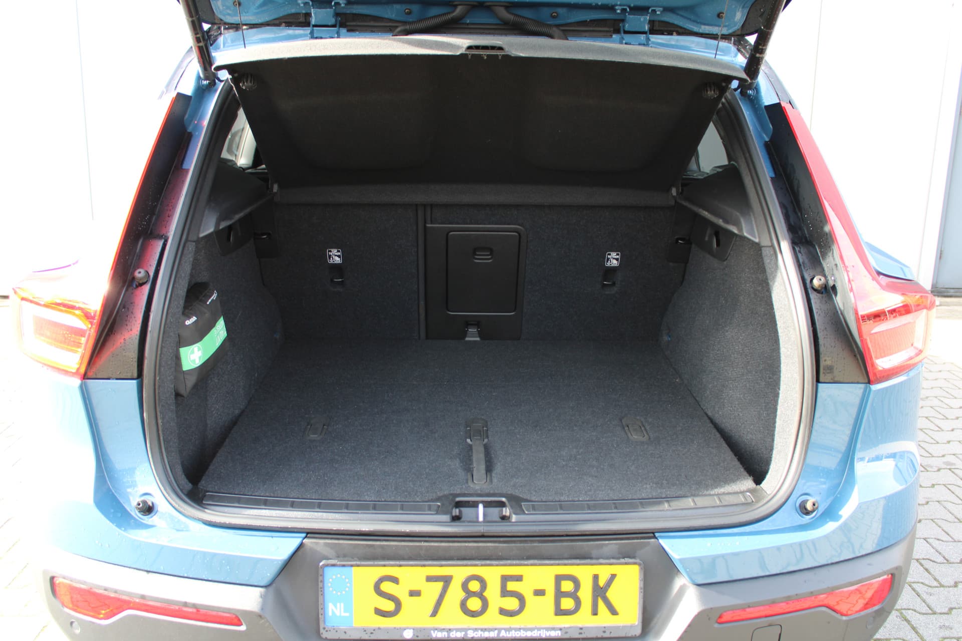 Volvo XC40 Recharge Plus thumbnail 11