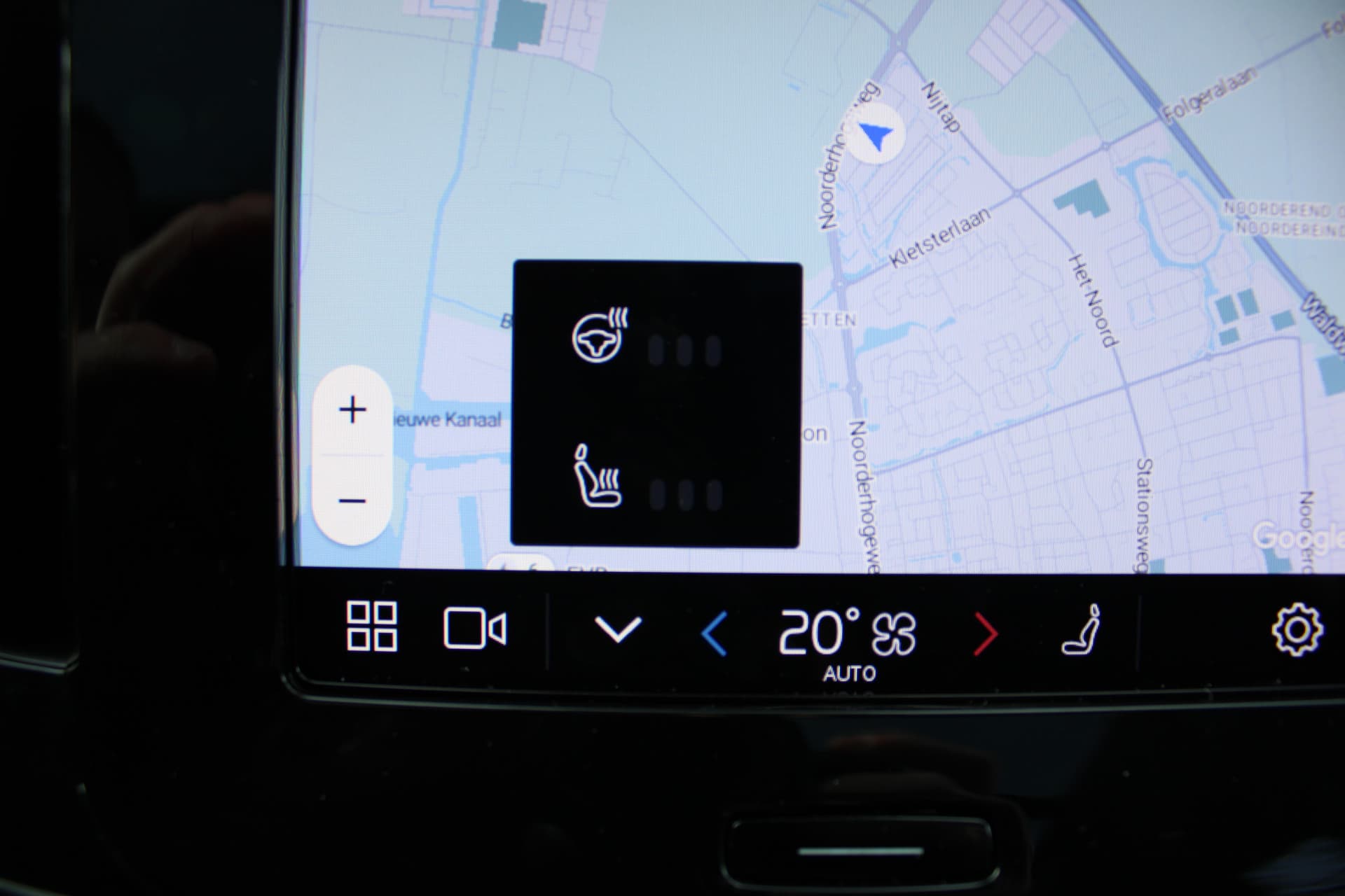 Volvo XC40 Recharge Plus thumbnail 26