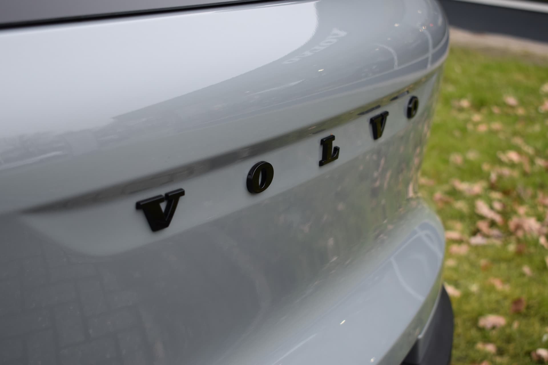 Volvo EX40 Extended Range 252PK Plus Black Ed. 82 kWh thumbnail 11