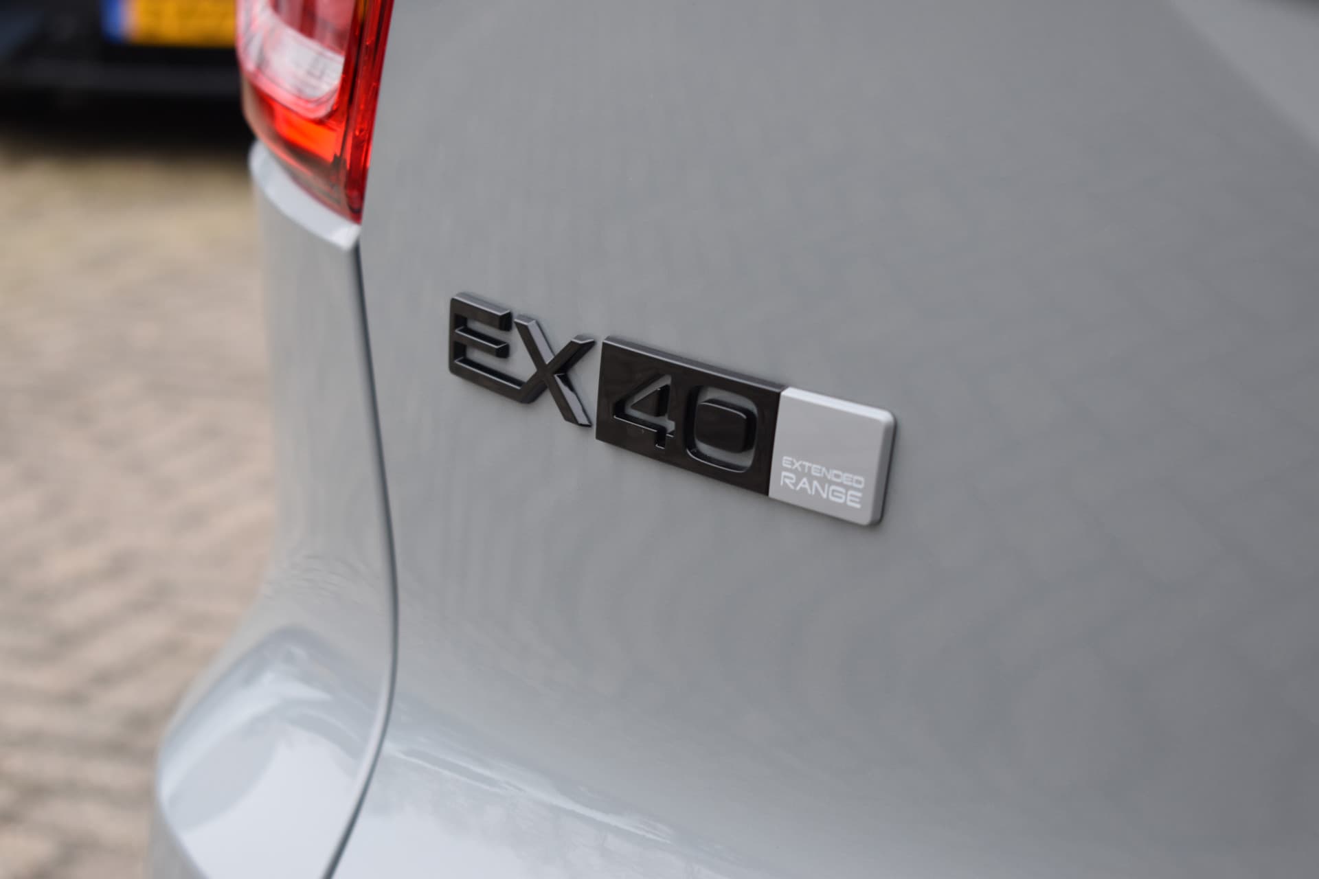 Volvo EX40 Extended Range 252PK Plus Black Ed. 82 kWh thumbnail 12