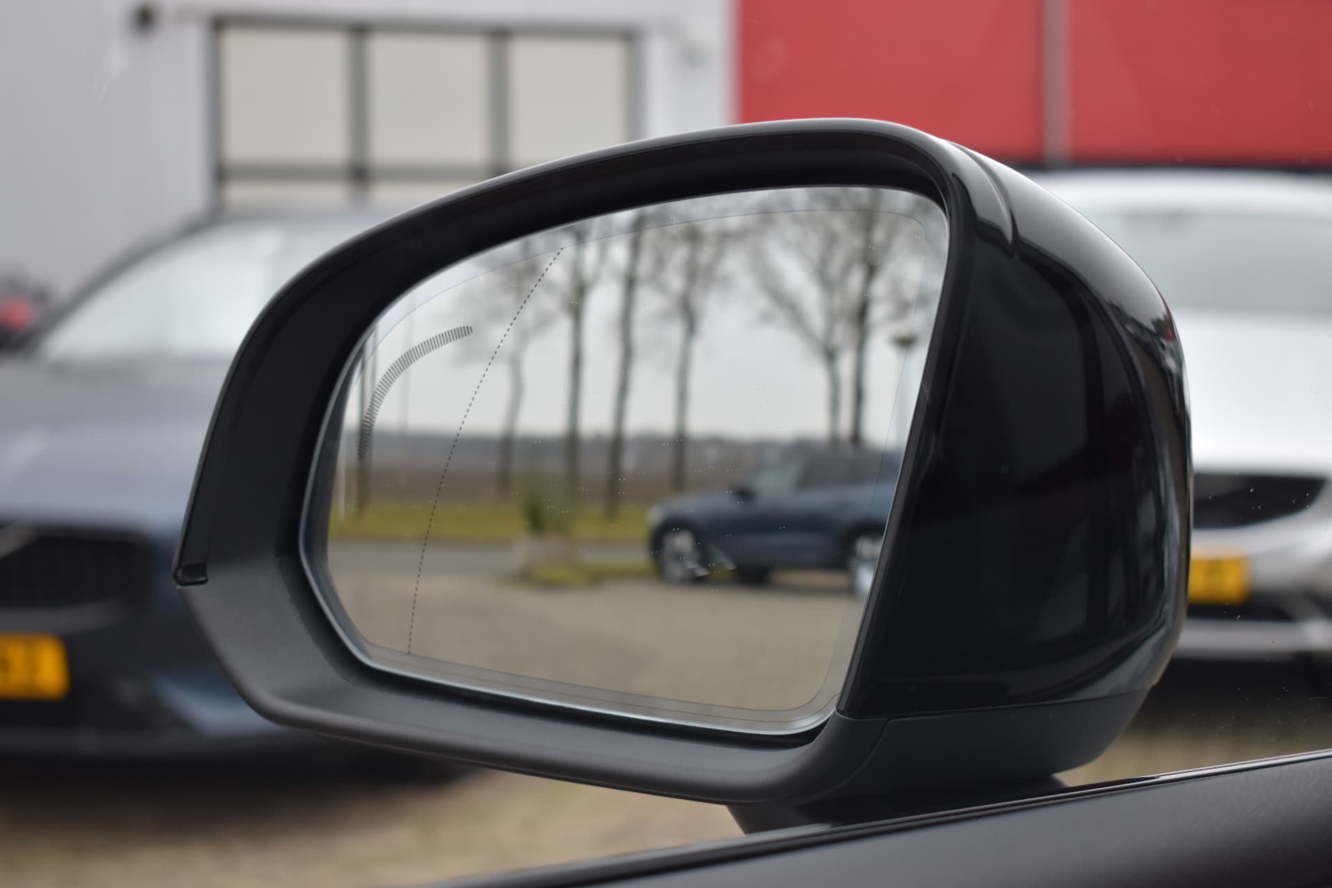 Volvo EX40 Extended Range 252PK Plus Black Ed. 82 kWh thumbnail 35