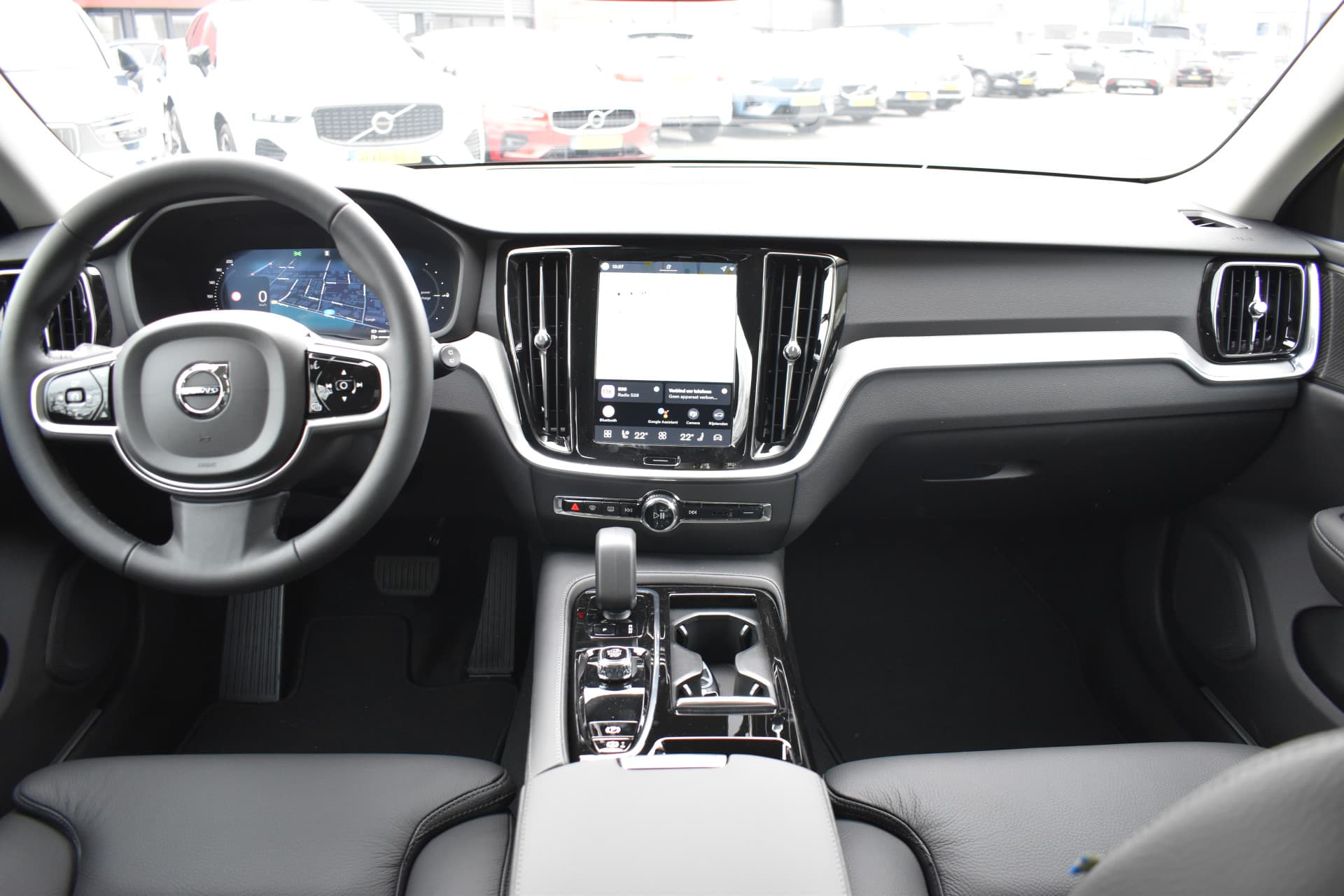 Volvo V60 T8 AWD 455PK Plug-in Hybrid Plus Perform. Ed. Dark thumbnail 24