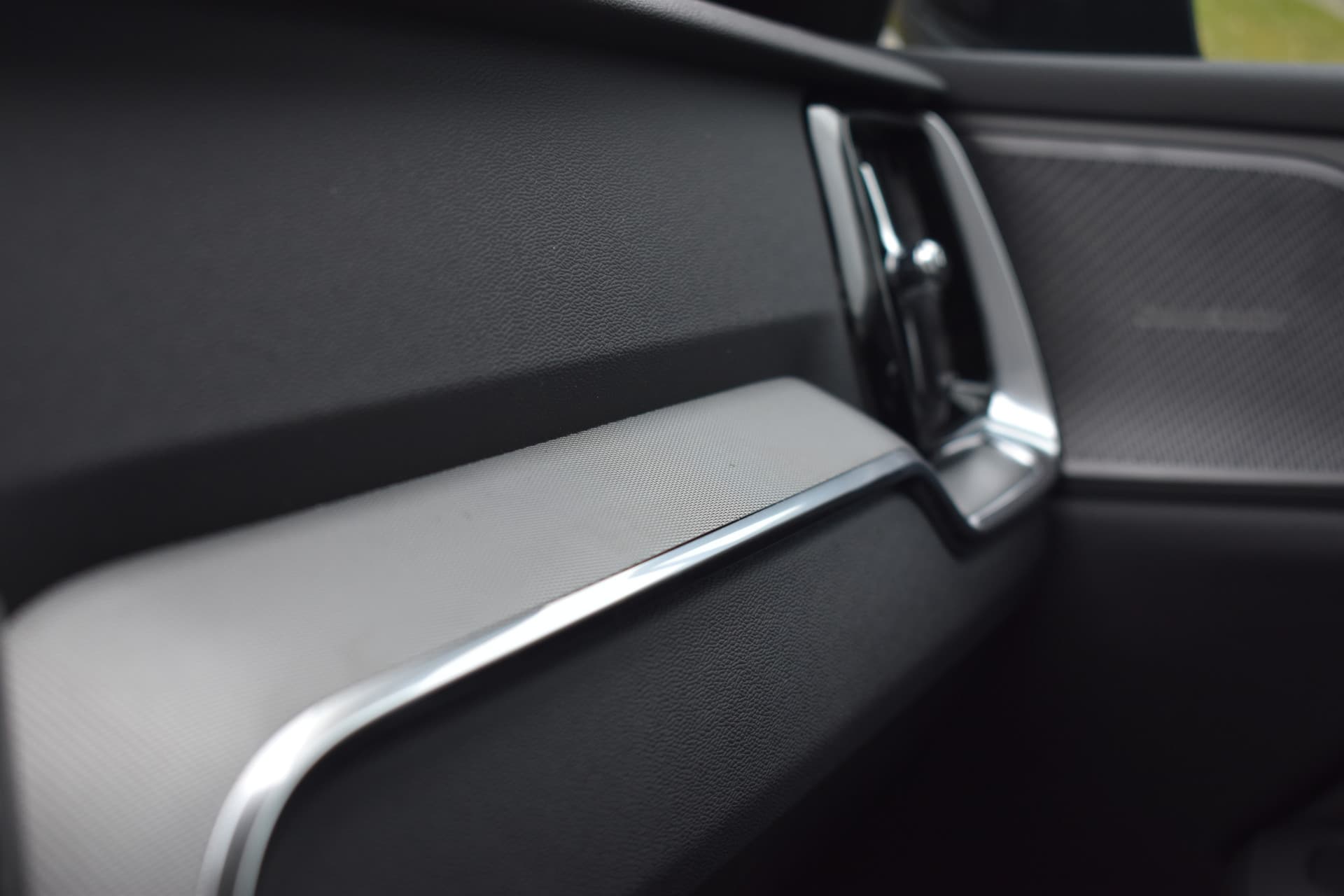 Volvo V60 T8 AWD 455PK Plug-in Hybrid Plus Perform. Ed. Dark thumbnail 36