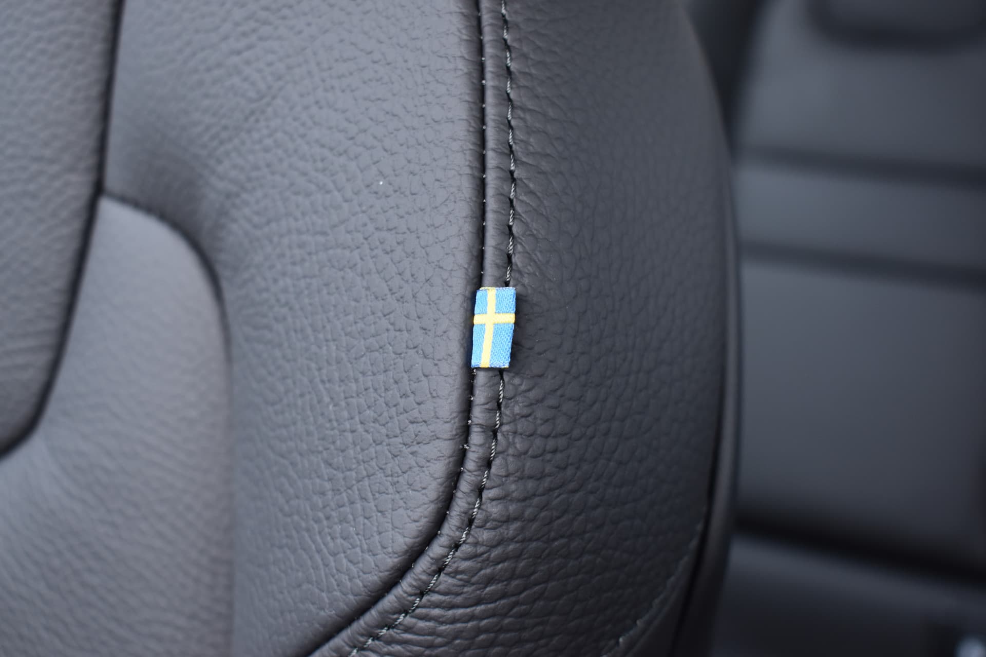 Volvo V60 T8 AWD 455PK Plug-in Hybrid Plus Perform. Ed. Dark thumbnail 41