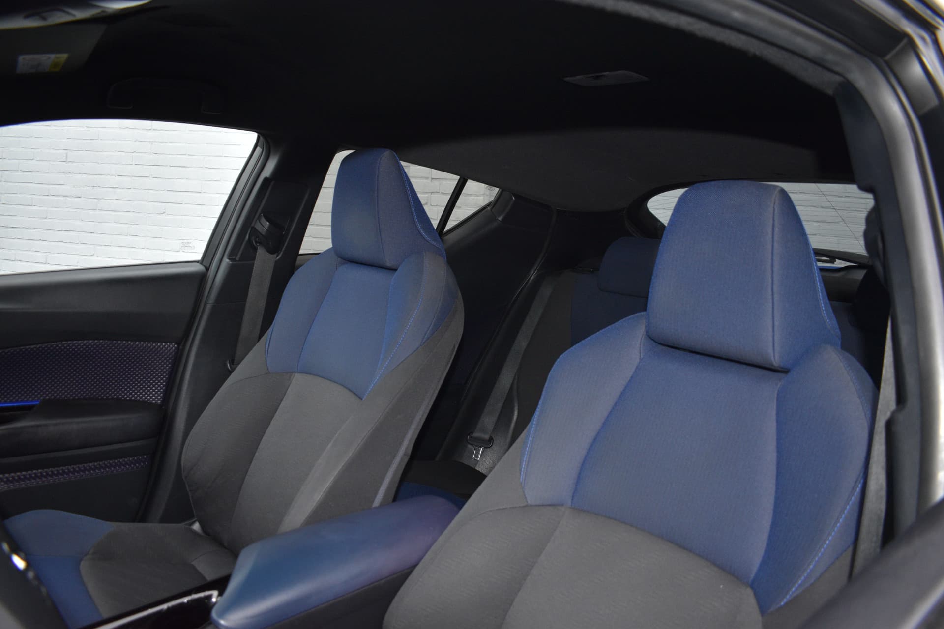 Toyota C-HR 1.8 Hybrid Bi-Tone Automaat 122pk thumbnail 6