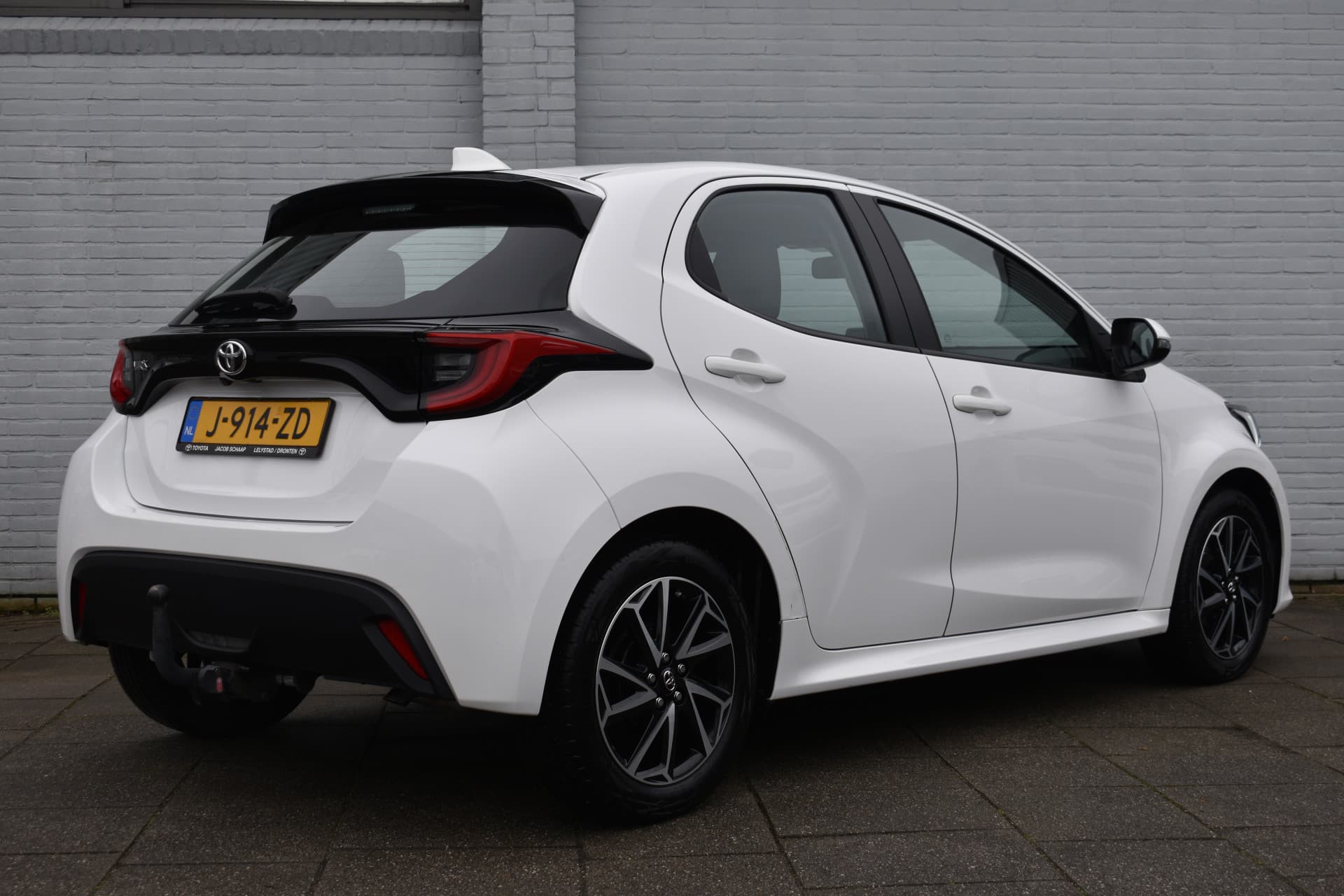 Toyota Yaris 1.5 VVT-i Dynamic Handgeschakeld 126pk thumbnail 5