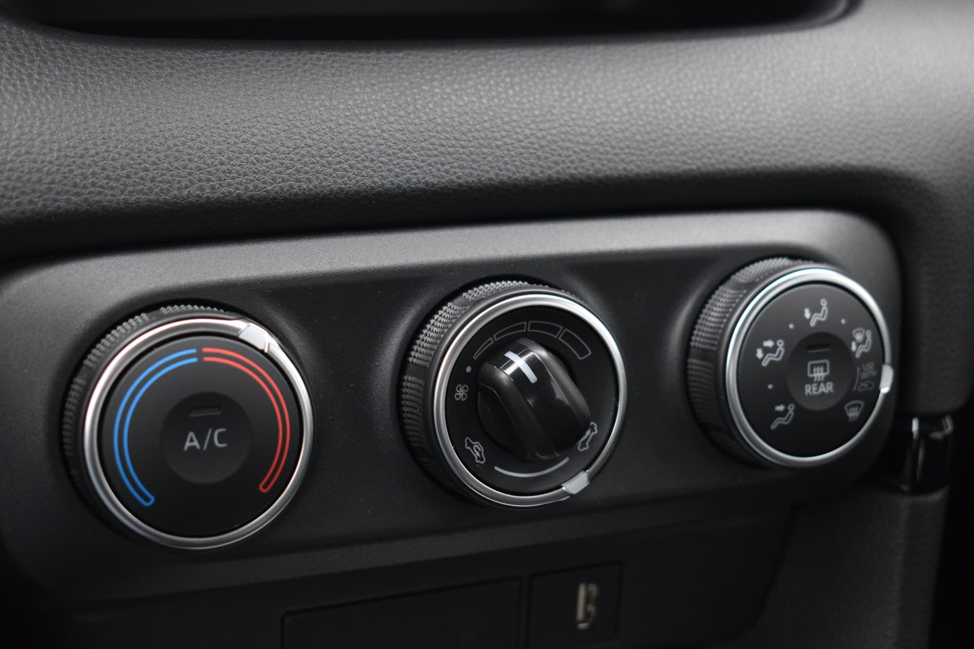 Toyota Yaris 1.5 VVT-i Dynamic Handgeschakeld 126pk thumbnail 14