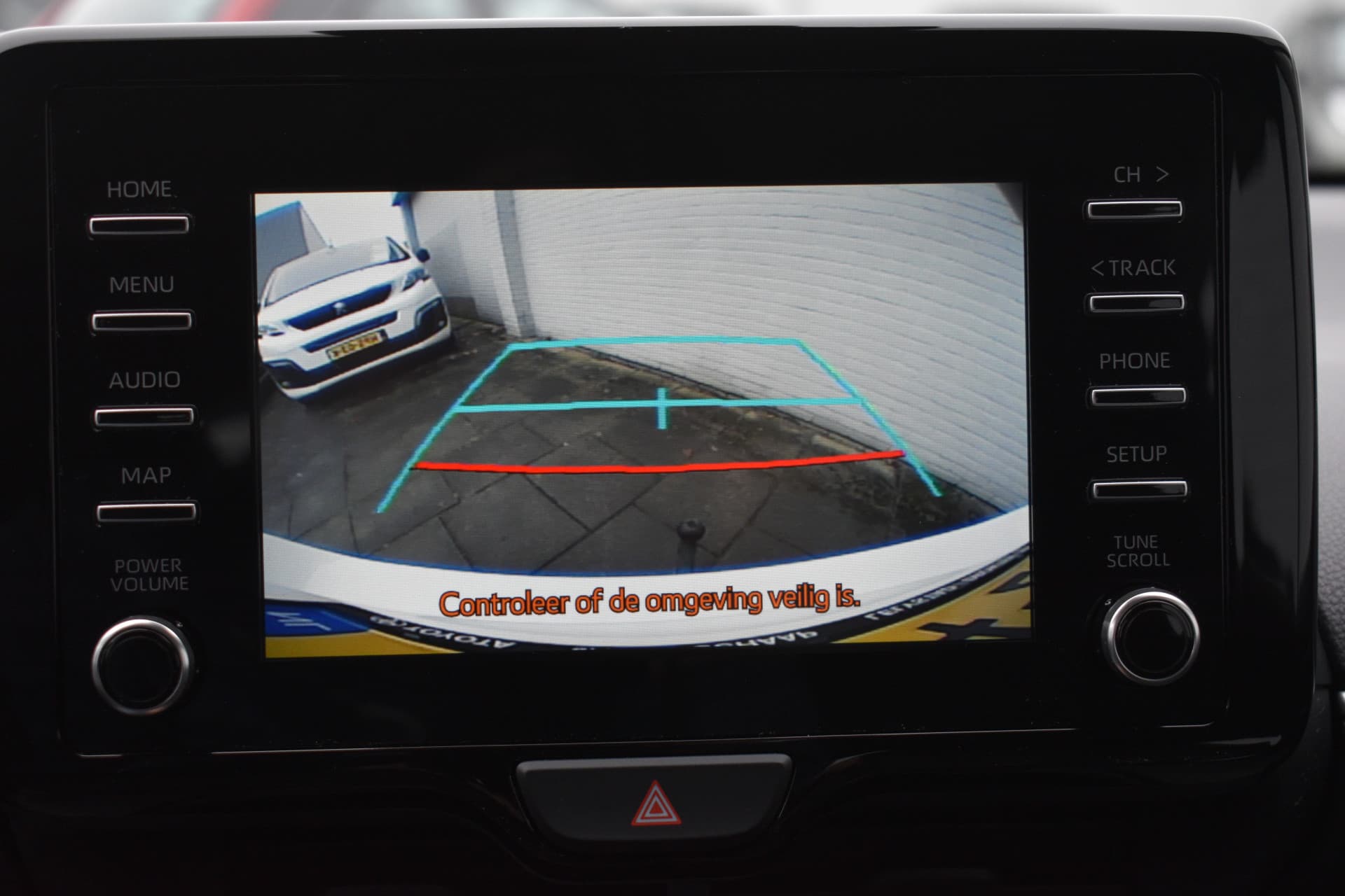 Toyota Yaris 1.5 VVT-i Dynamic Handgeschakeld 126pk thumbnail 15