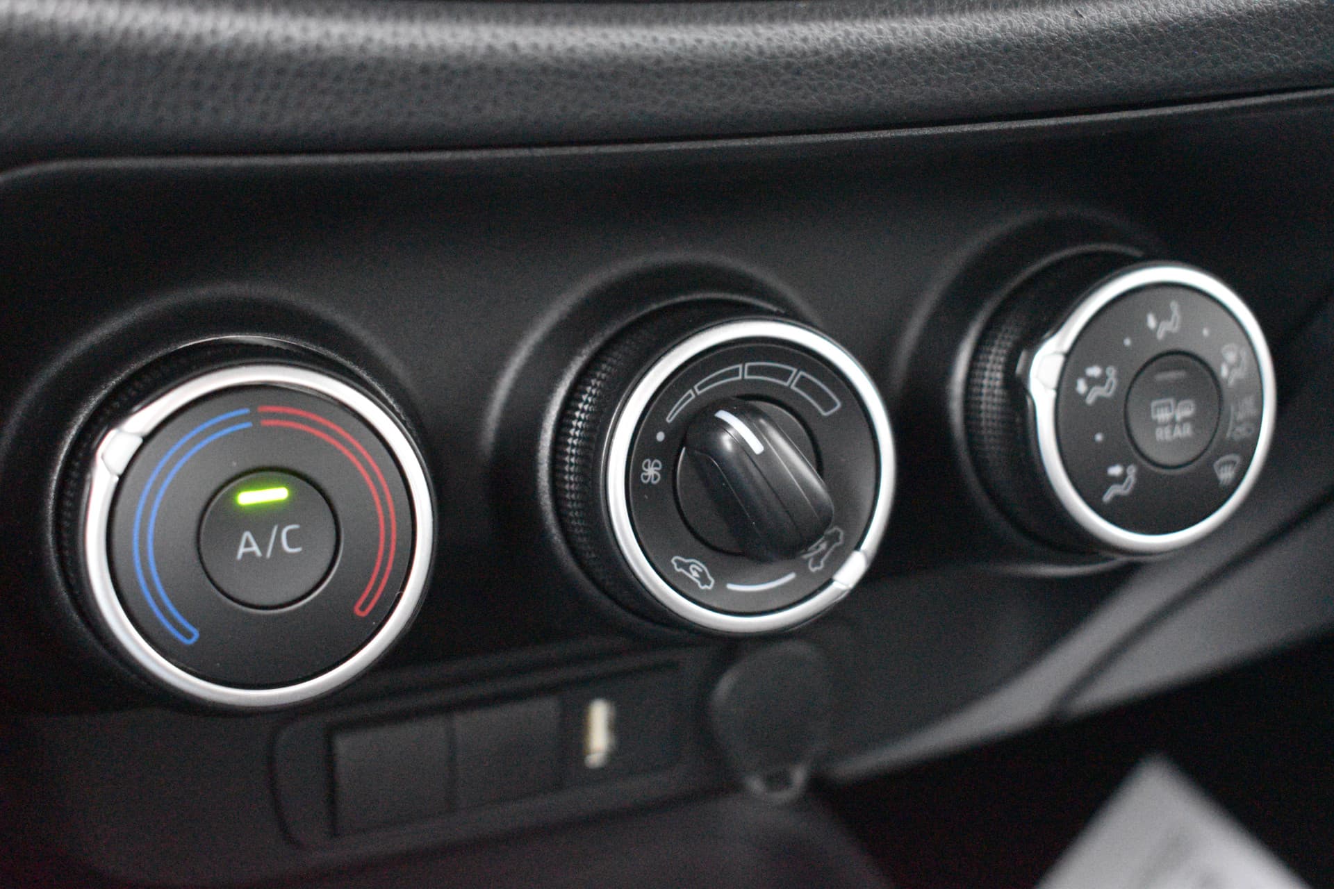 Toyota Aygo X 1.0 VVT-i S-CVT Play Automaat 72pk thumbnail 16