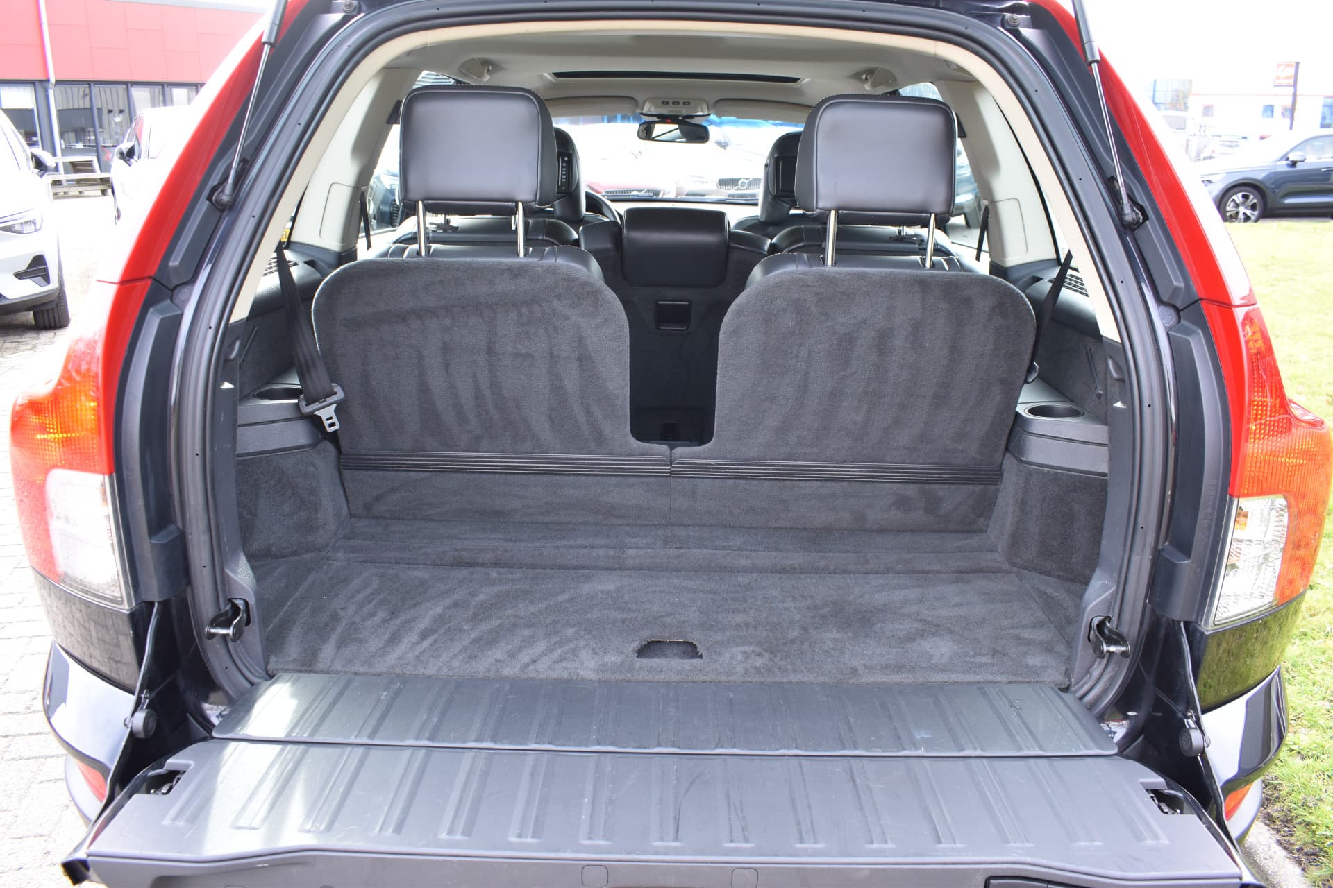 Volvo XC90 3.2 AWD 238PK Aut. 6-cilinder Sport thumbnail 17