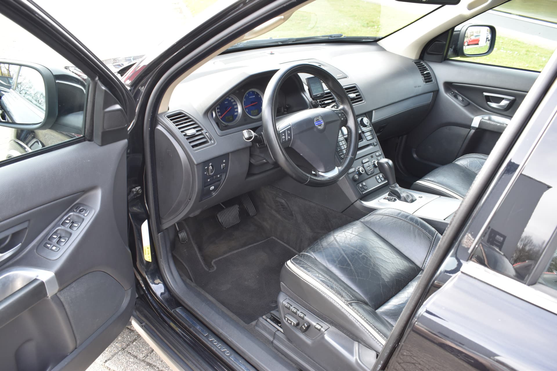 Volvo XC90 3.2 AWD 238PK Aut. 6-cilinder Sport thumbnail 23