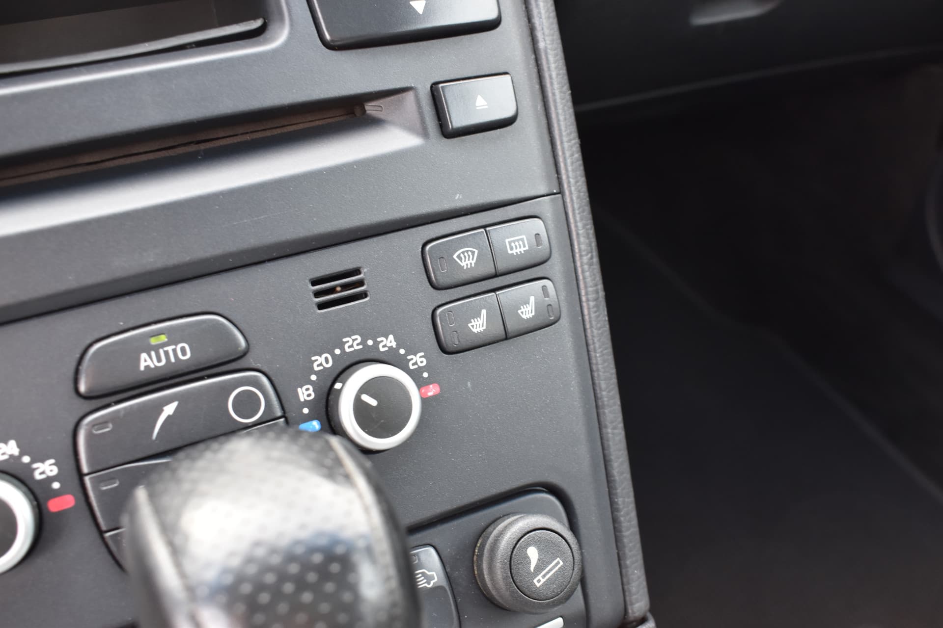 Volvo XC90 3.2 AWD 238PK Aut. 6-cilinder Sport thumbnail 33