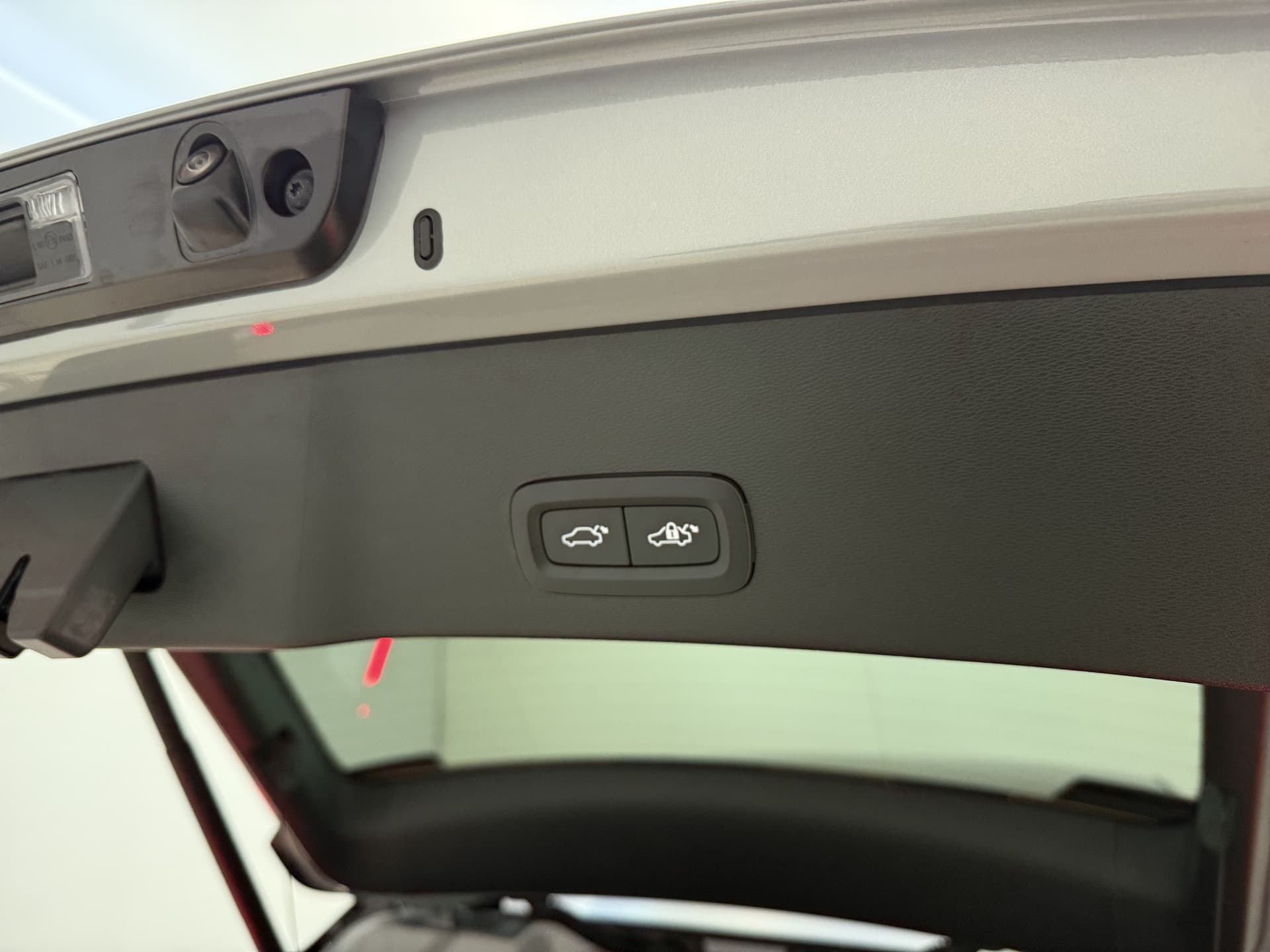 Volvo EC40 Extended Range Ultra / 20'' / Nubuck / Trekhaak / 360 Camera / Elektr. Stoelen / Harman&Kardon Audio / Getint glas / Panoramadak / thumbnail 27