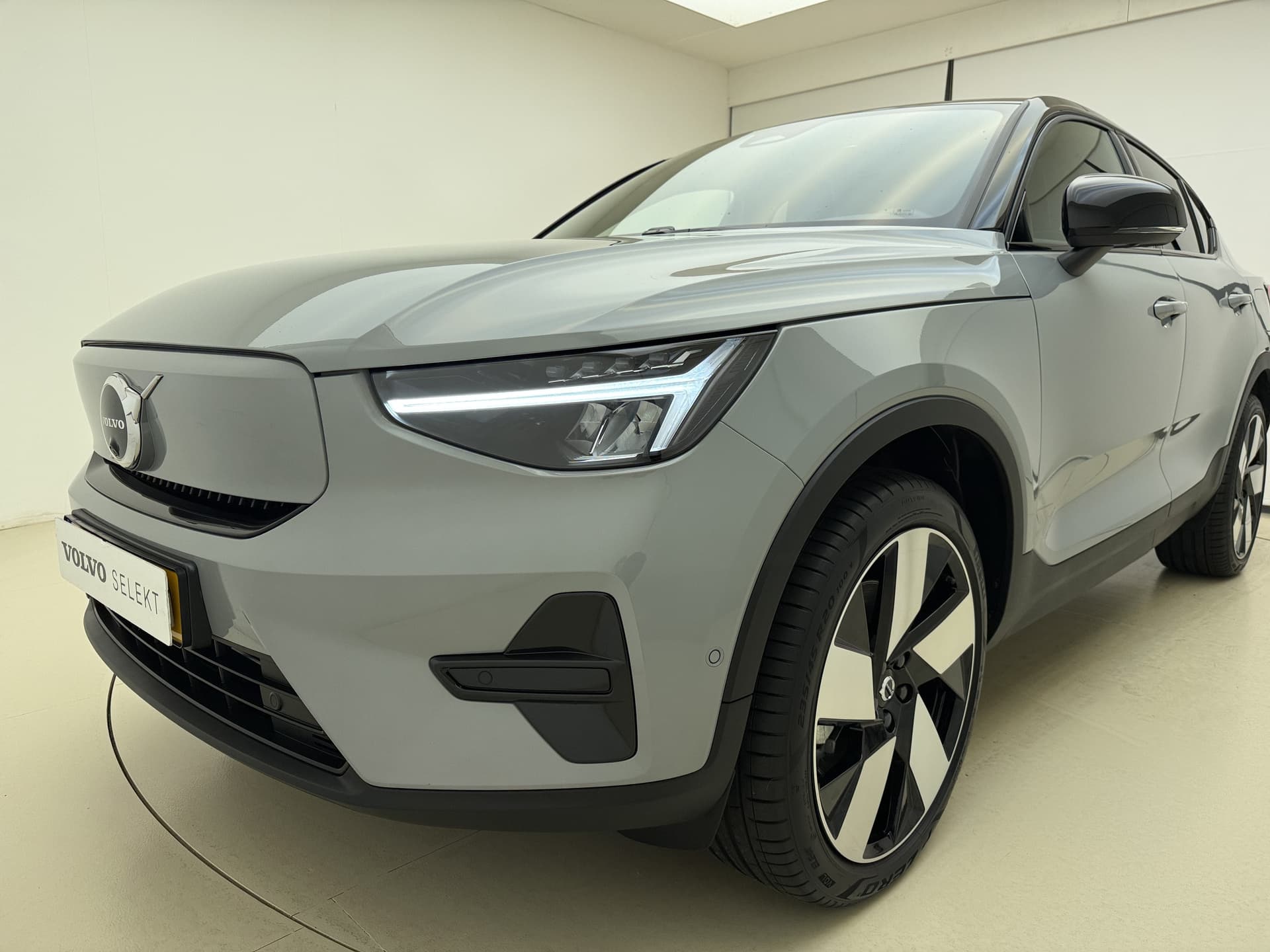 Volvo EC40 Extended Range Ultra / 20'' / Nubuck / Trekhaak / 360 Camera / Elektr. Stoelen / Harman&Kardon Audio / Getint glas / Panoramadak / thumbnail 52