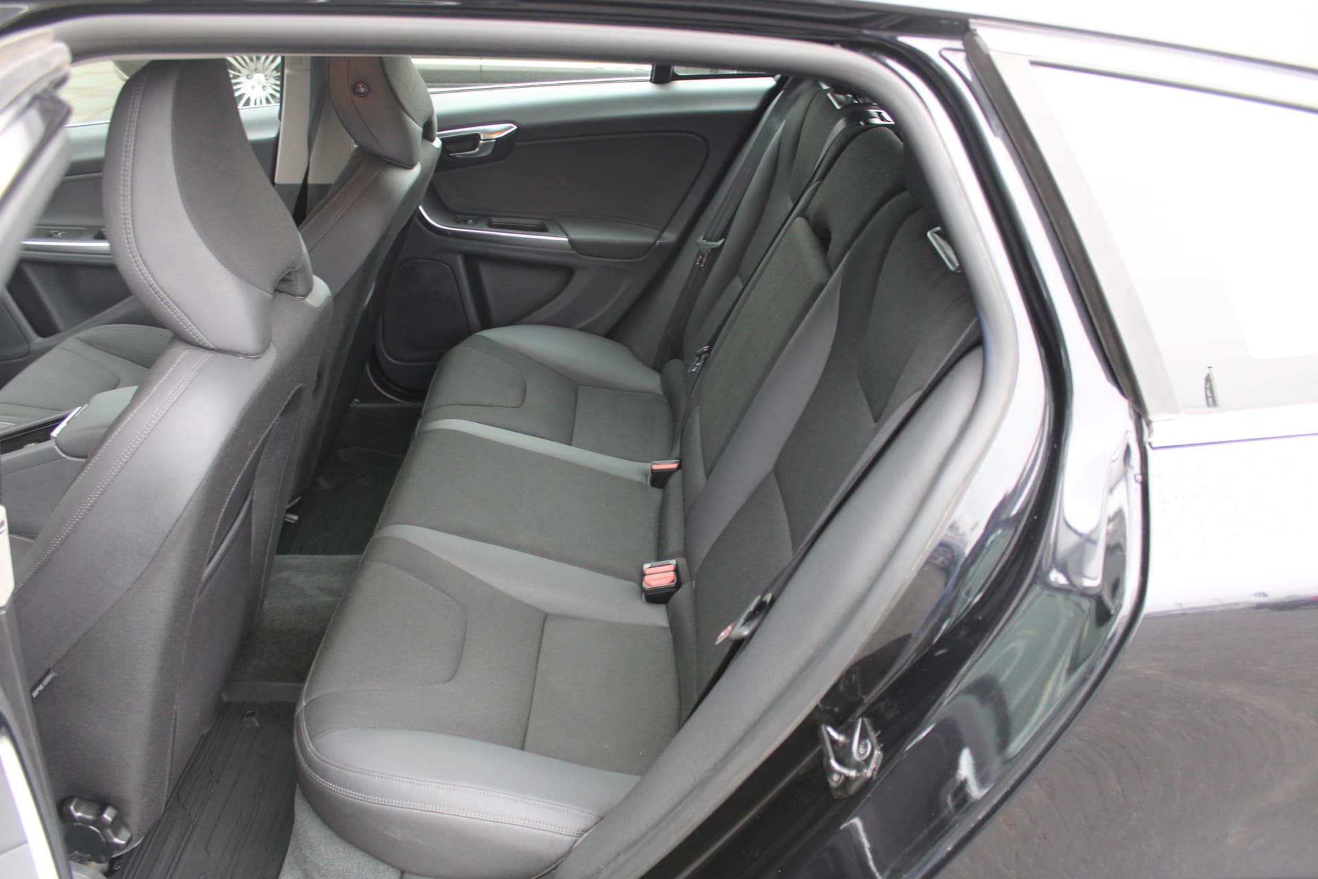 Volvo V60 T3 Automaat Momentum thumbnail 16