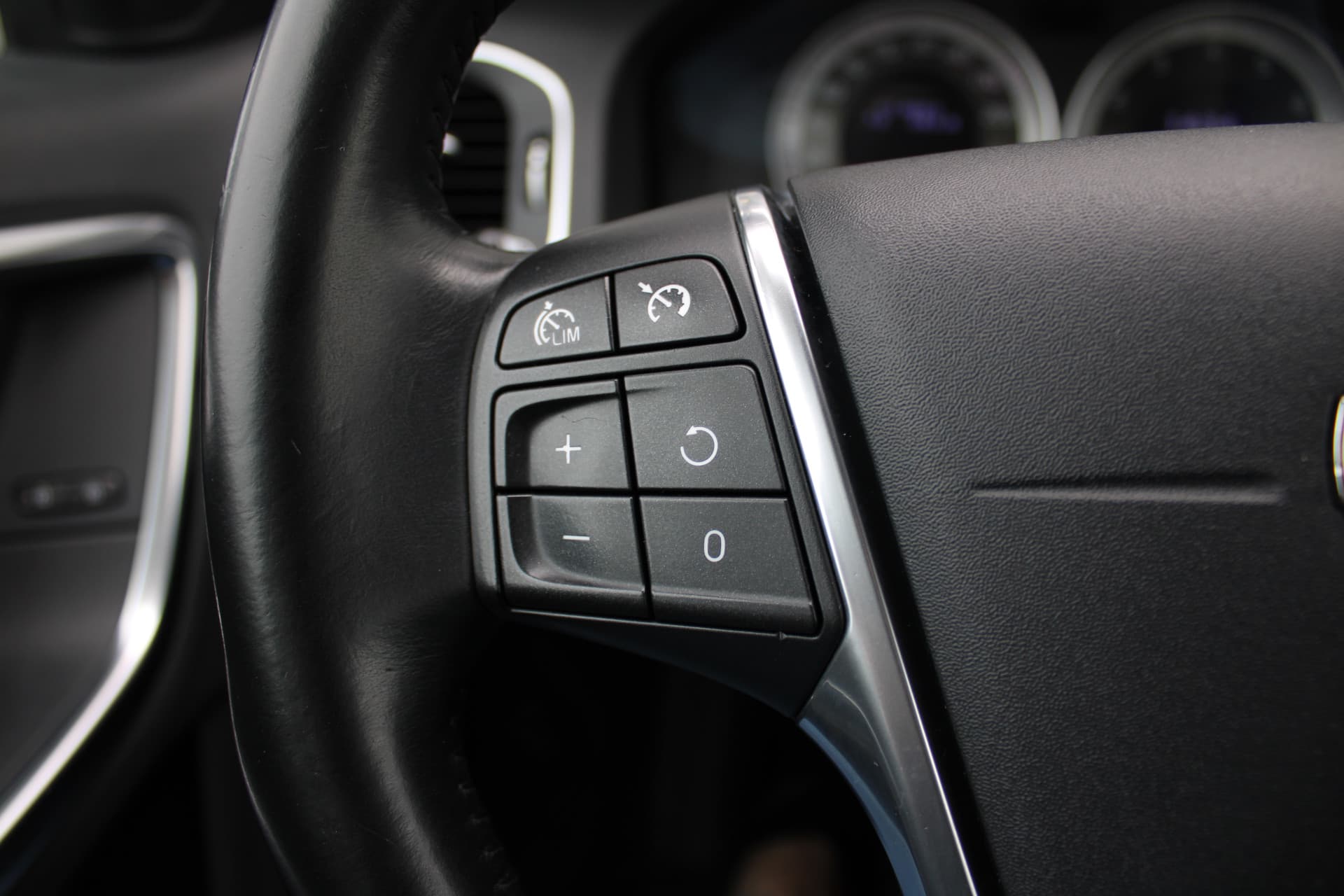 Volvo V60 T3 Automaat Momentum thumbnail 21