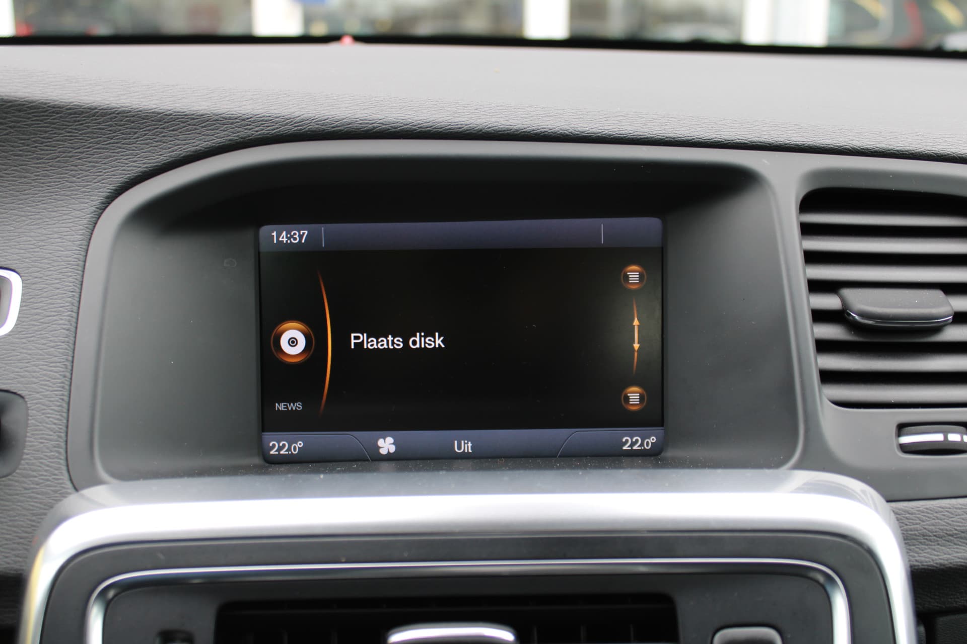 Volvo V60 T3 Automaat Momentum thumbnail 28