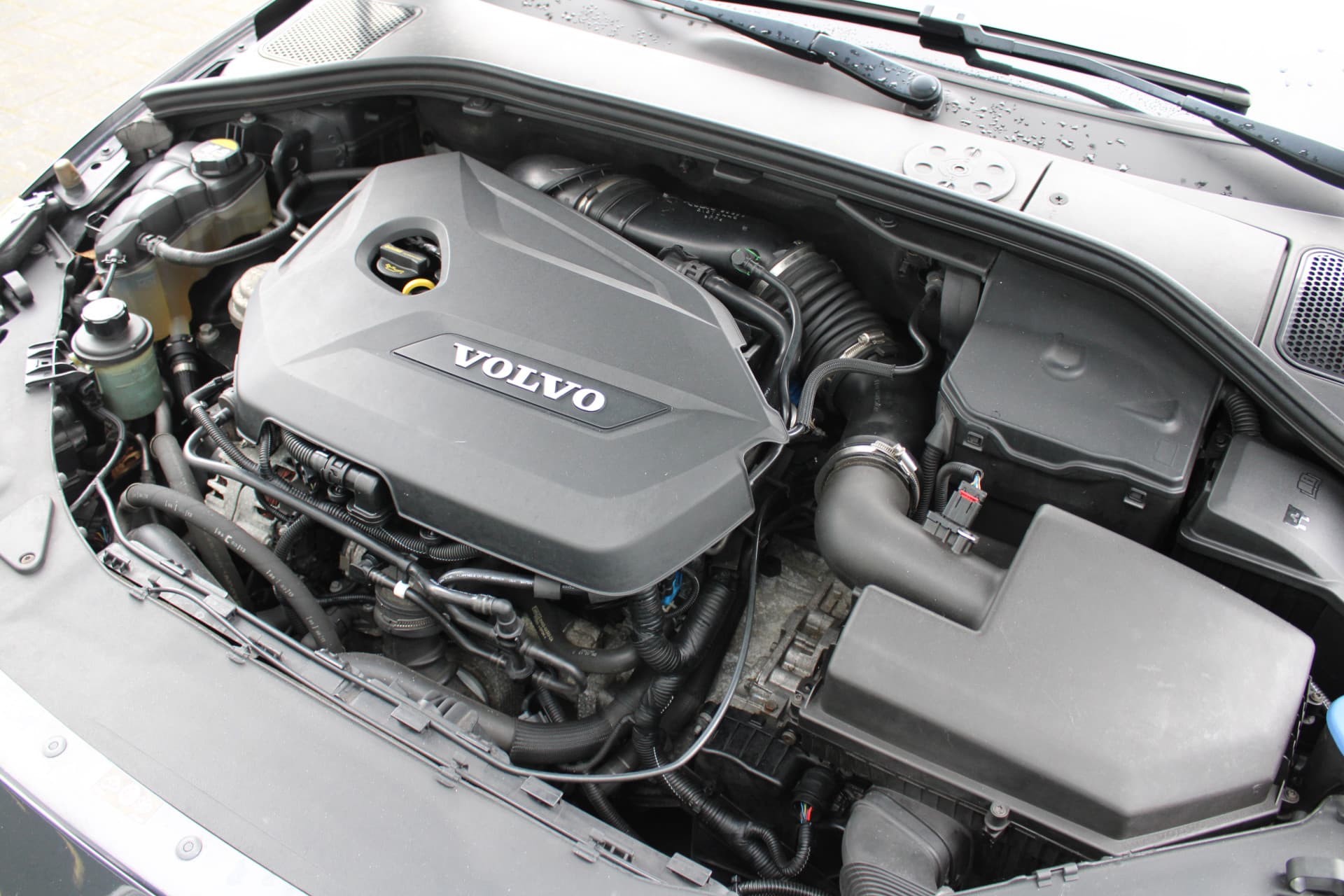 Volvo V60 T3 Automaat Momentum thumbnail 38