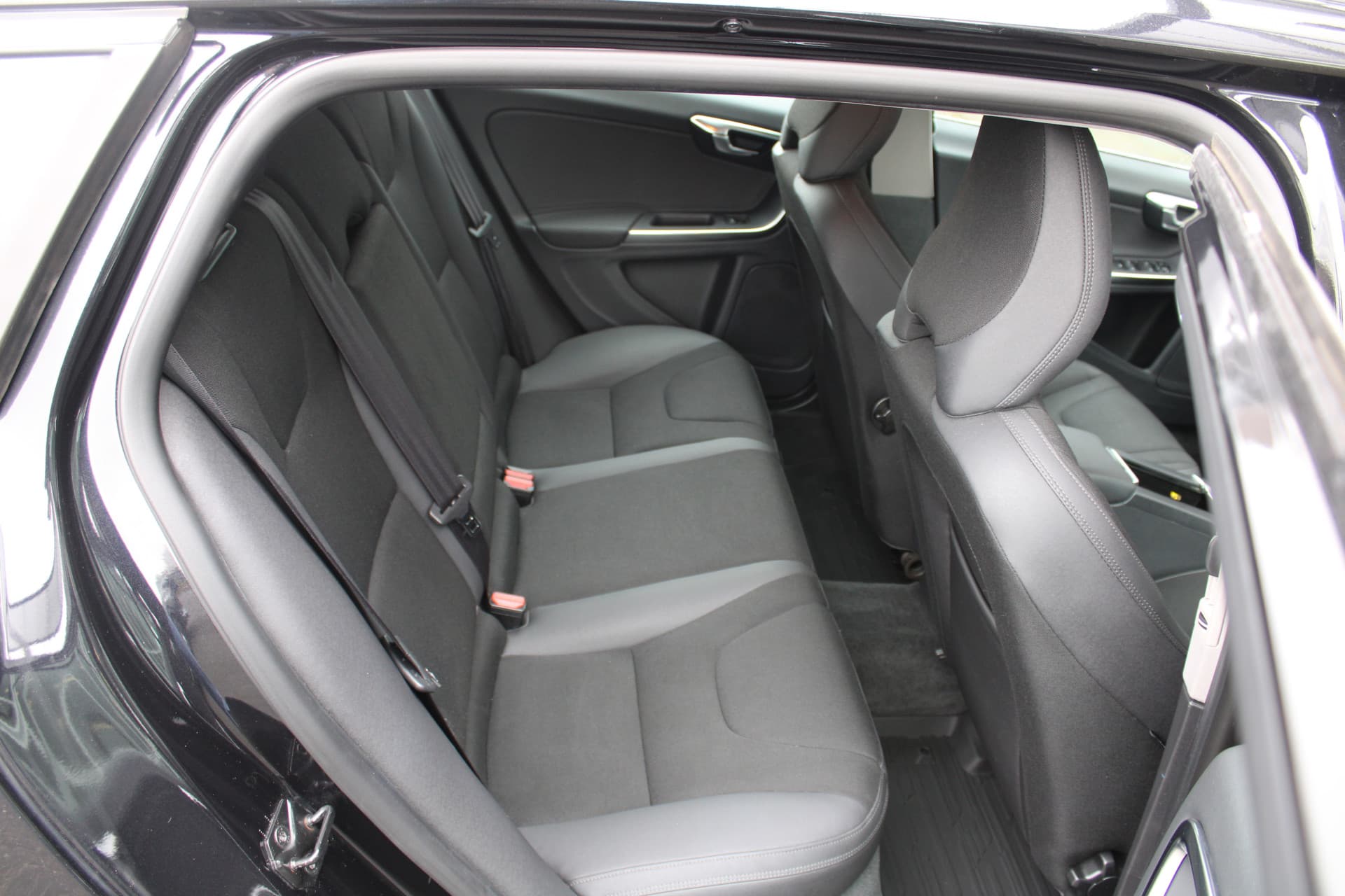 Volvo V60 T3 Automaat Momentum thumbnail 46