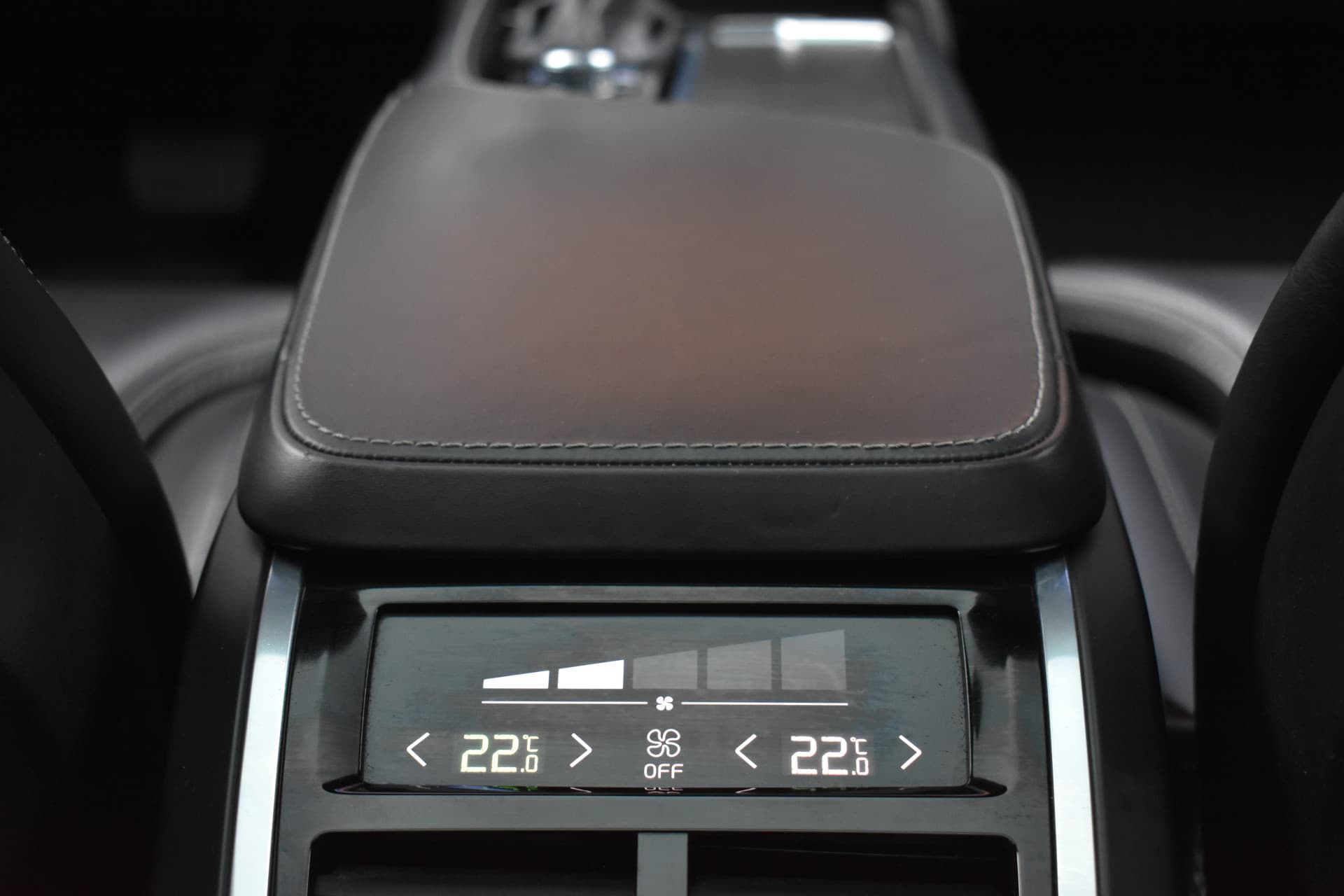 Volvo V90 Cross Country T5 255PK Inscription thumbnail 27