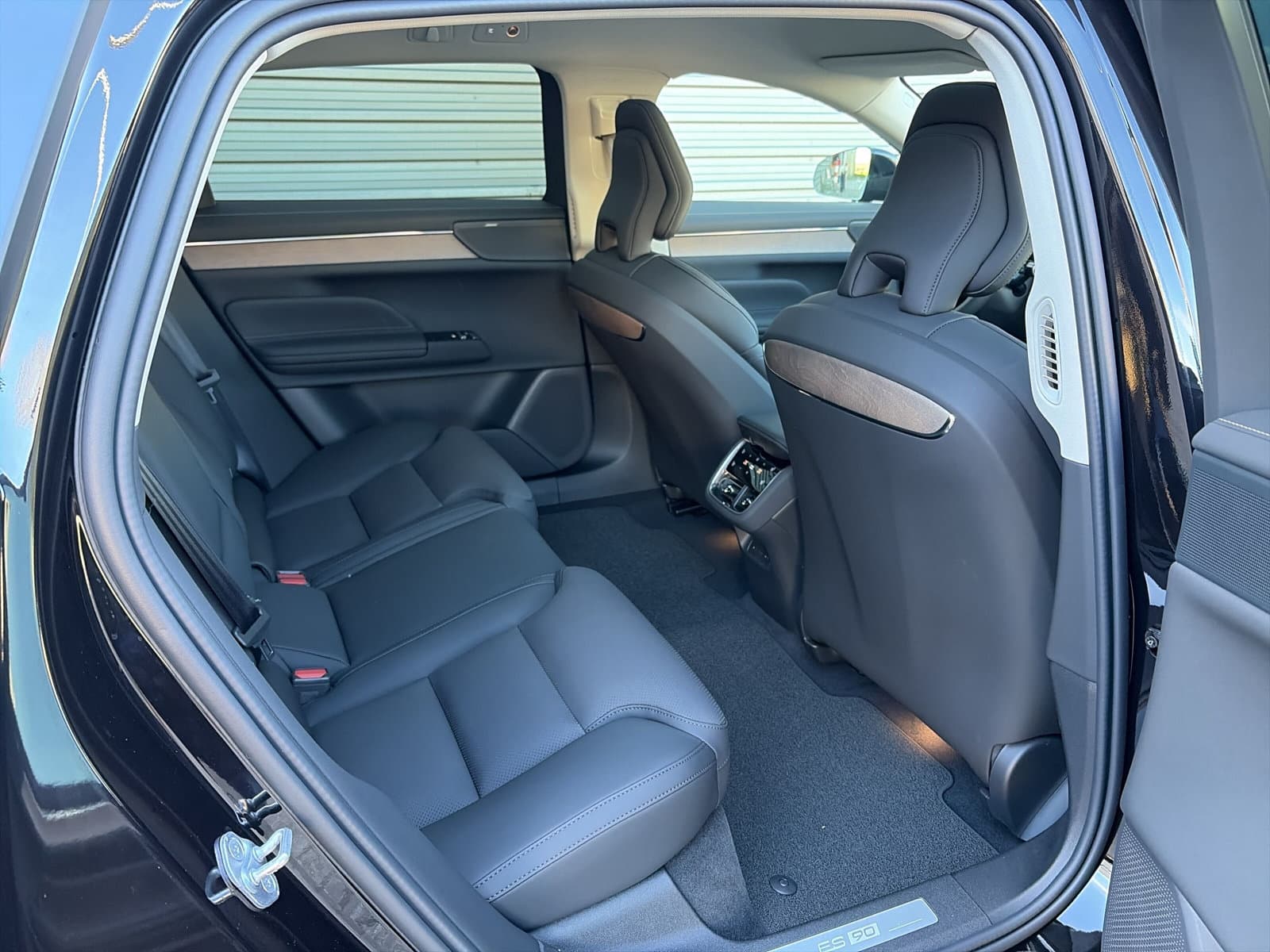 Volvo ES90 Ext. Range Plus Launch Edition 92 kWh / Uit voorraad leverbaar / Pilot Assist / thumbnail 13