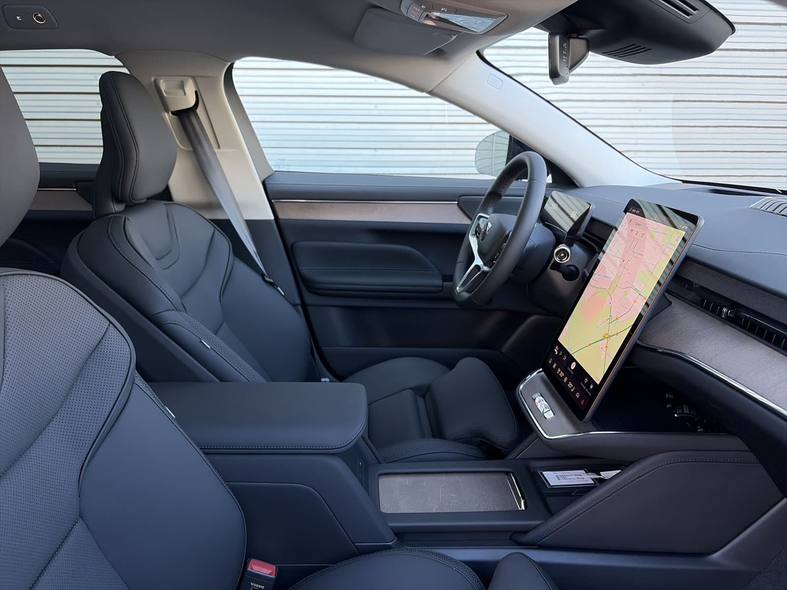 Volvo ES90 Ext. Range Plus Launch Edition 92 kWh / Uit voorraad leverbaar / Pilot Assist / thumbnail 17