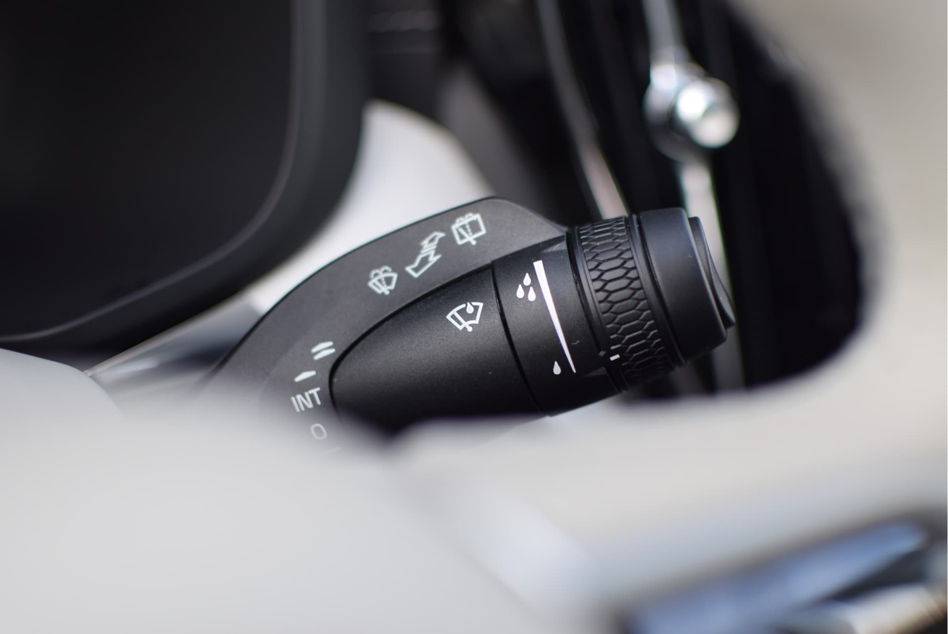 Volvo XC60 T6 350pk AWD Ultra Bright / Luchtvering / Bowers en Wilkins audio / HUD / 360 camera / Stoelmassage / thumbnail 24