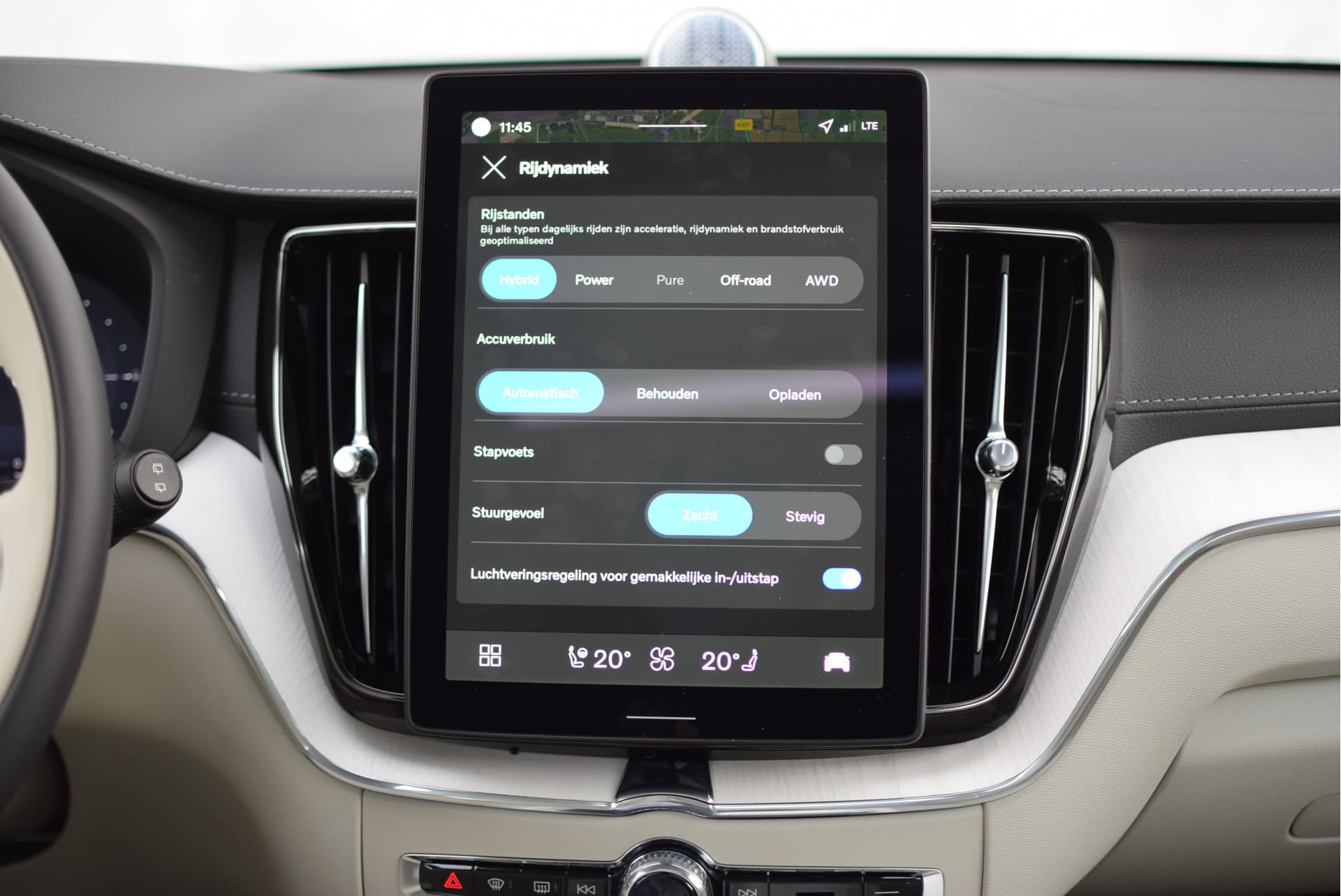 Volvo XC60 T6 350pk AWD Ultra Bright / Luchtvering / Bowers en Wilkins audio / HUD / 360 camera / Stoelmassage / thumbnail 29