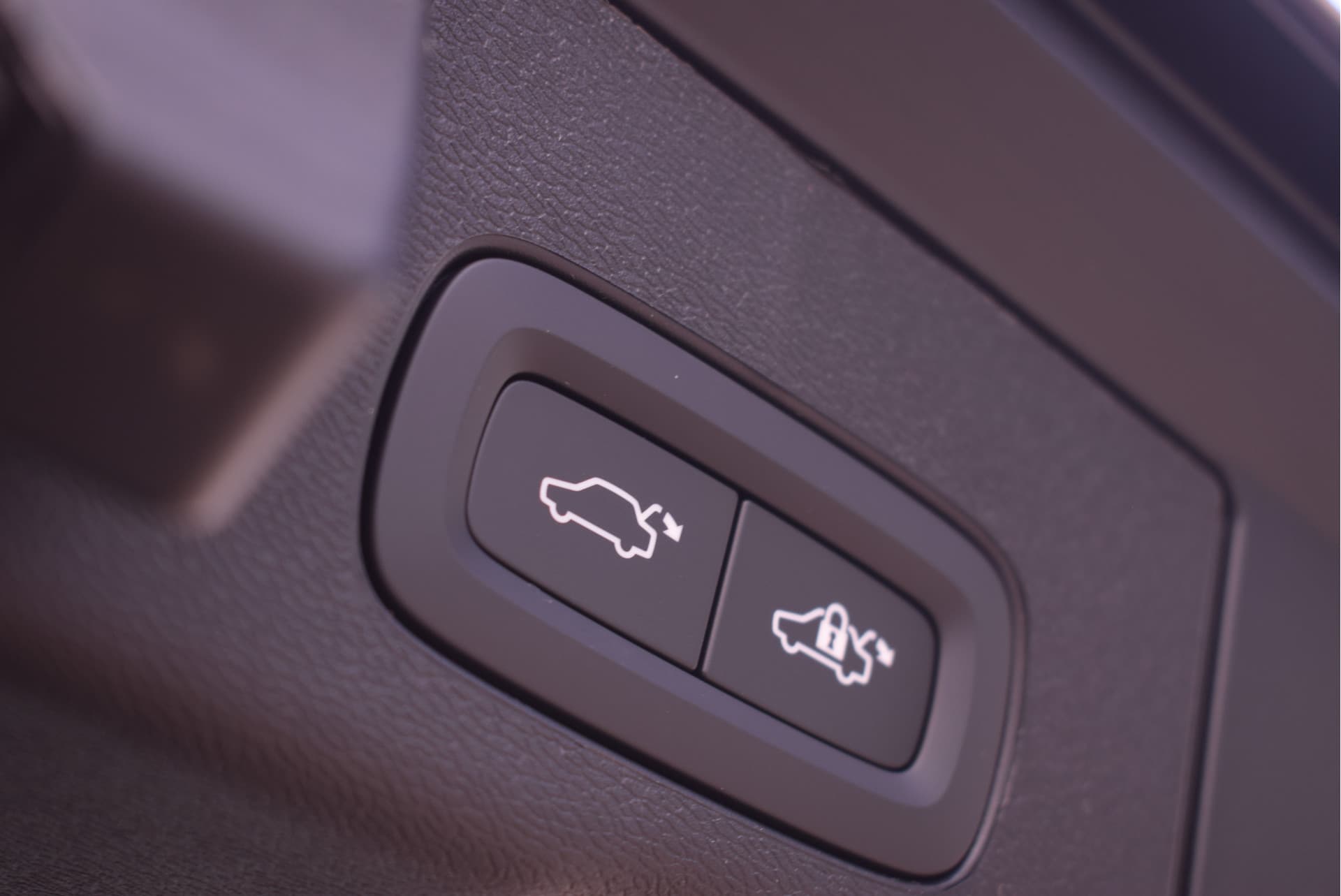 Volvo XC60 T6 350pk AWD Ultra Bright / Luchtvering / Bowers en Wilkins audio / HUD / 360 camera / Stoelmassage / thumbnail 37