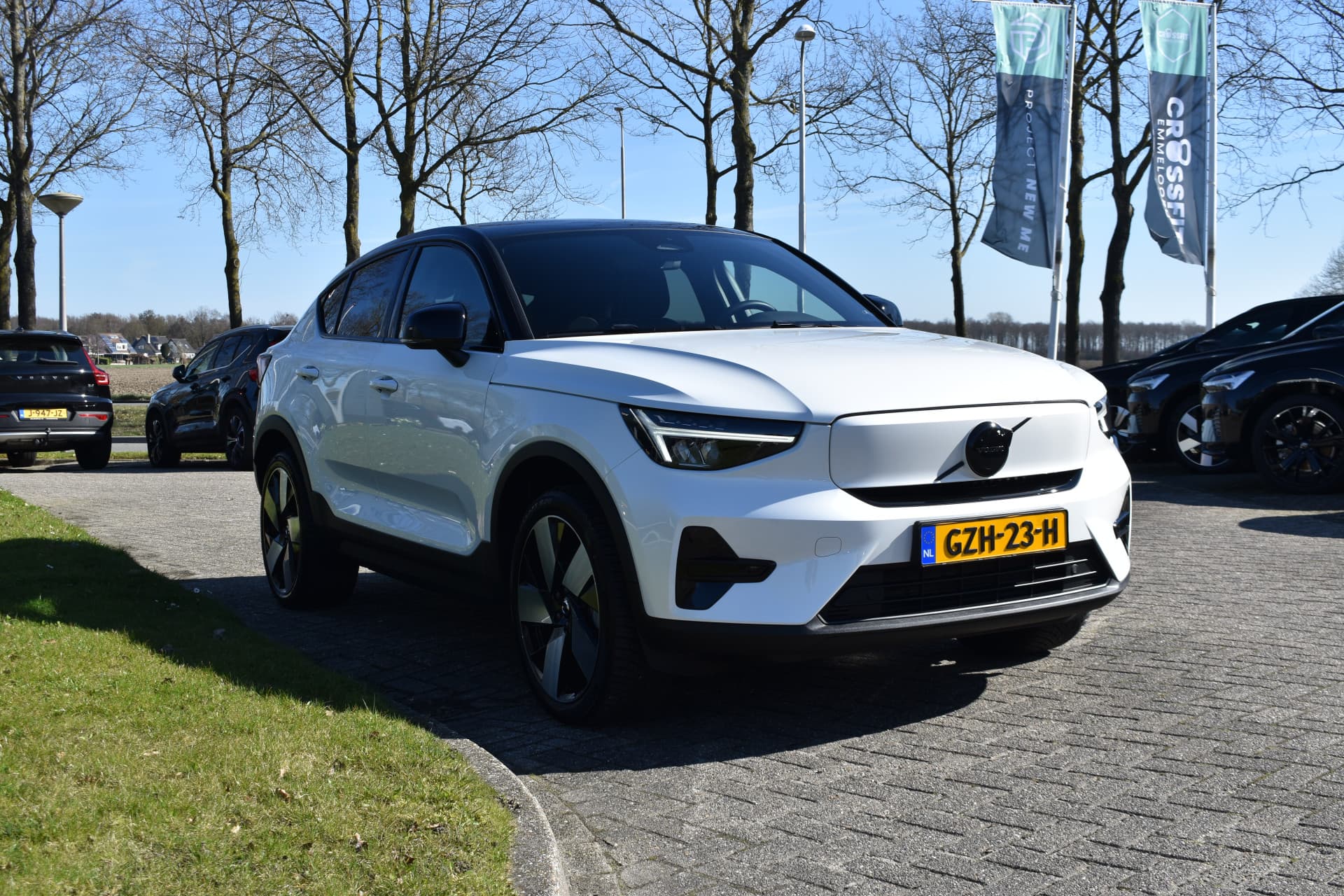 Volvo EC40 Extended Range Plus 82 kWh thumbnail 2