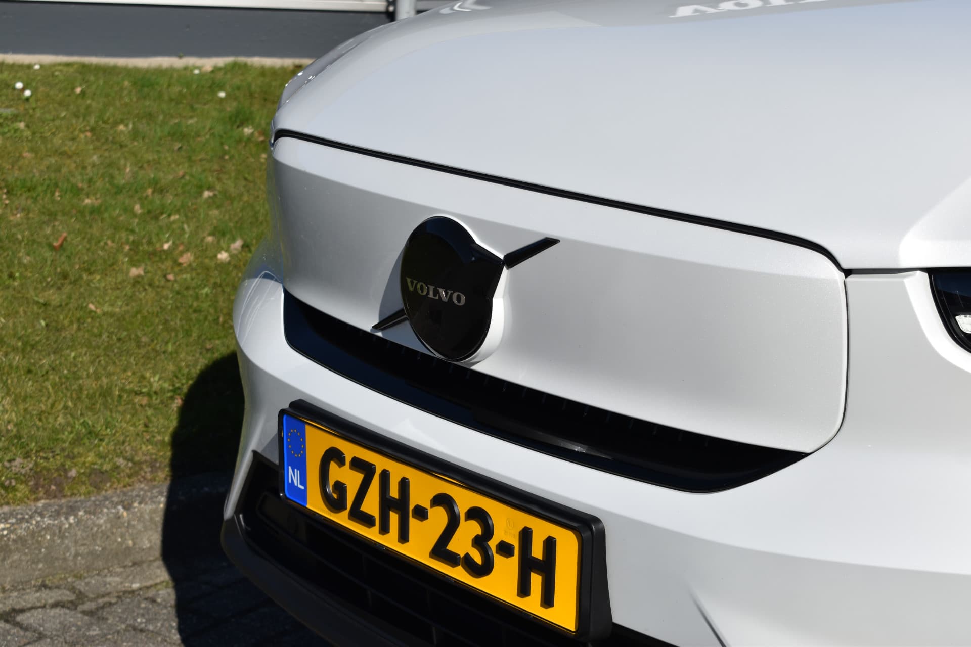 Volvo EC40 Extended Range Plus 82 kWh thumbnail 5