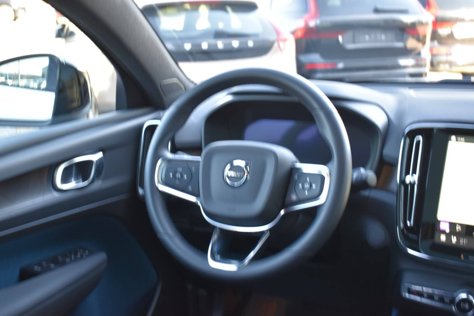 Volvo EC40 Extended Range Plus 82 kWh thumbnail 20