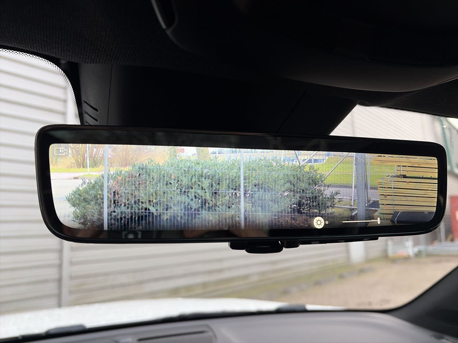 Volvo EC40 Extended Range Plus 82 kWh thumbnail 26