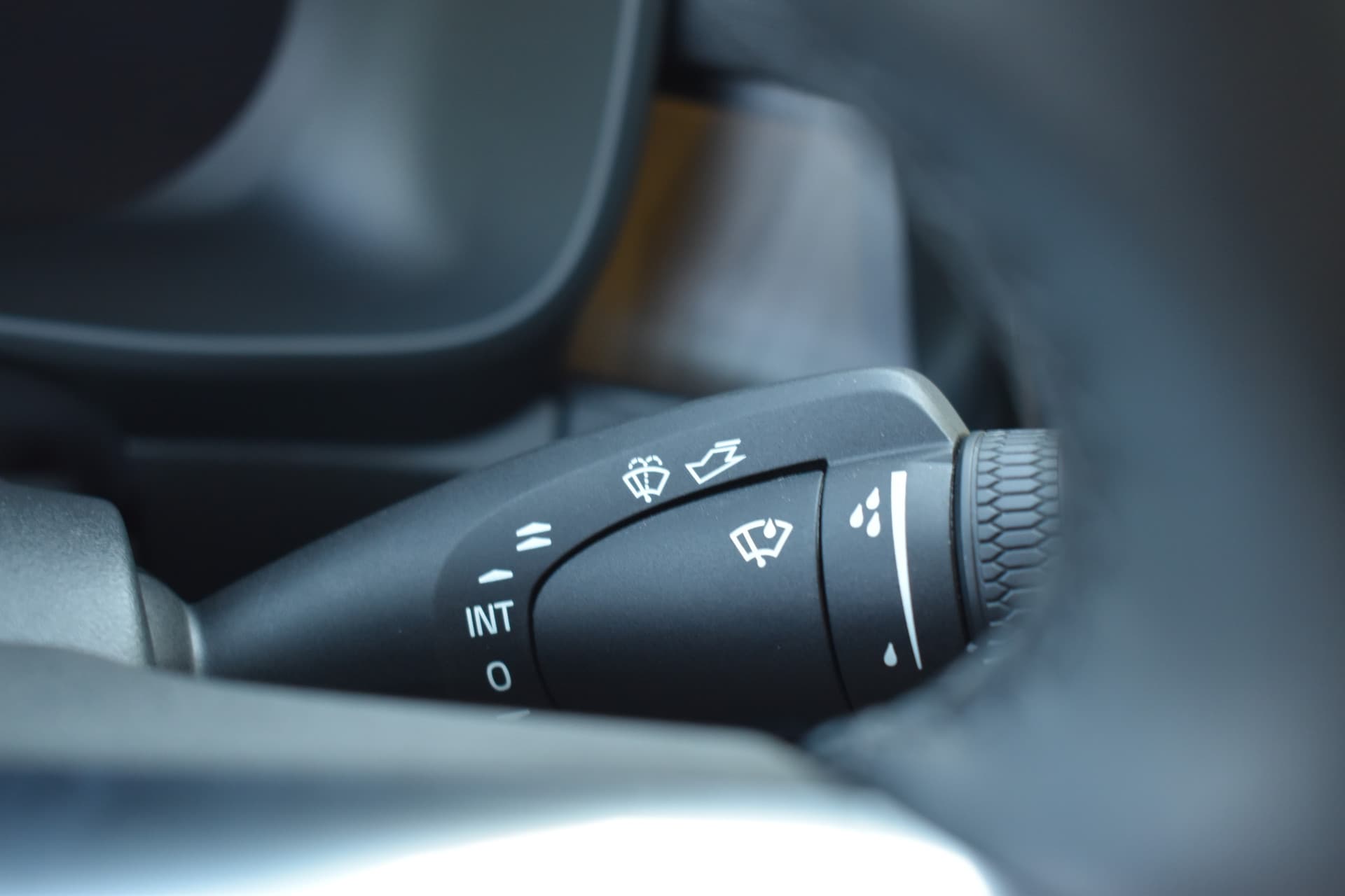 Volvo EC40 Extended Range Plus 82 kWh thumbnail 30