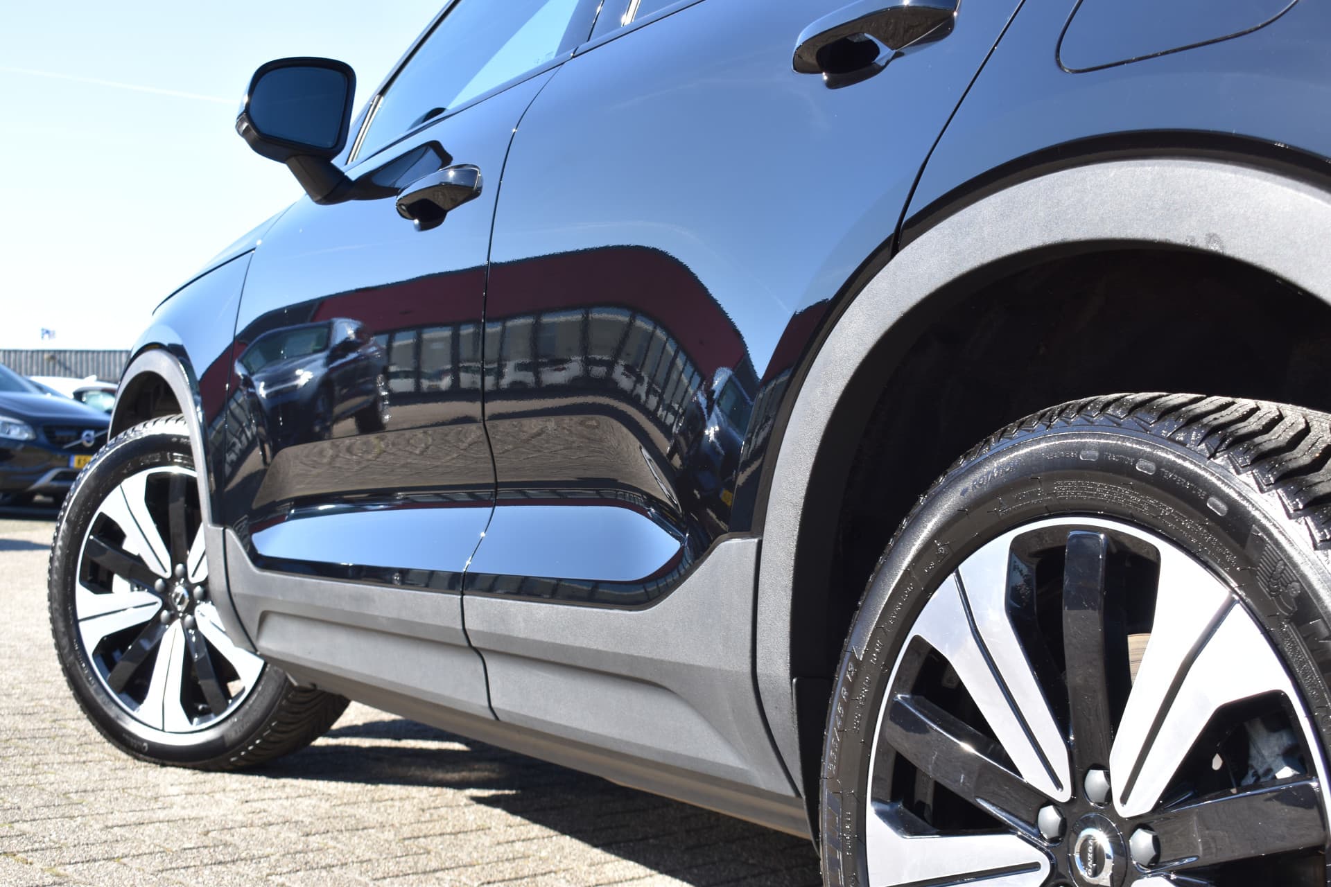 Volvo XC40 Recharge Core 70 kWh thumbnail 10