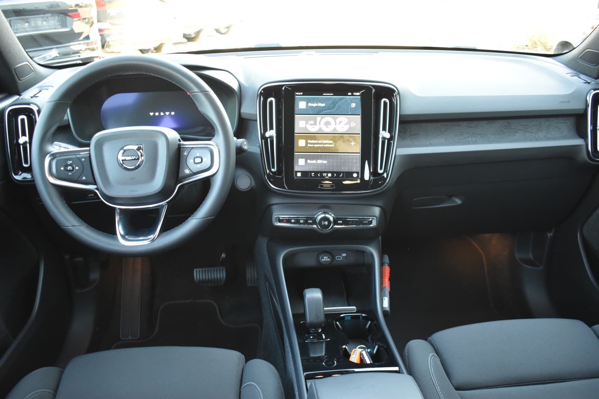 Volvo XC40 Recharge Core 70 kWh thumbnail 20