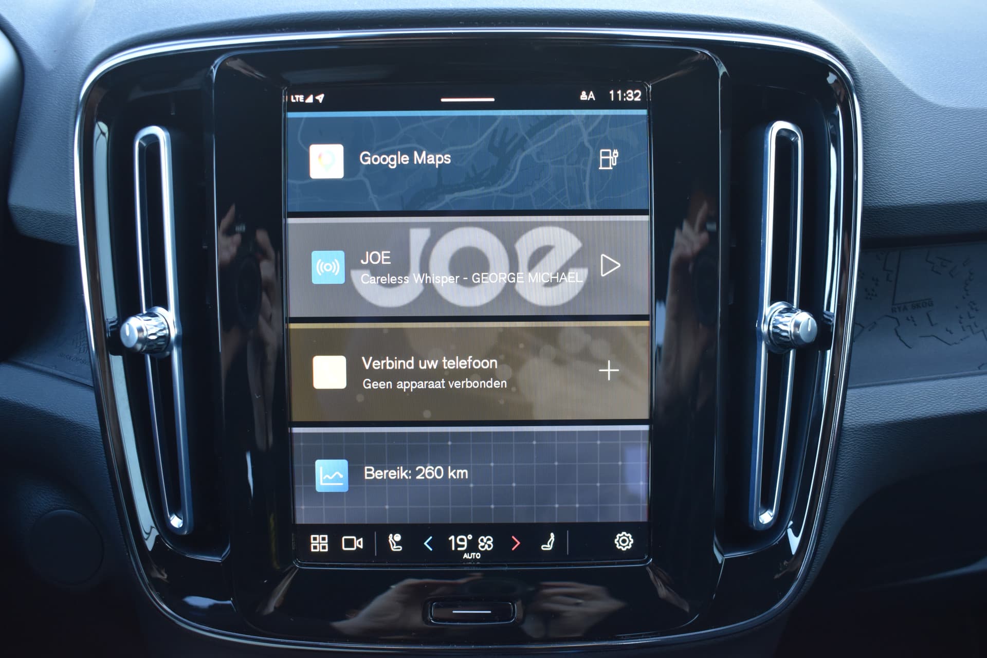 Volvo XC40 Recharge Core 70 kWh thumbnail 32