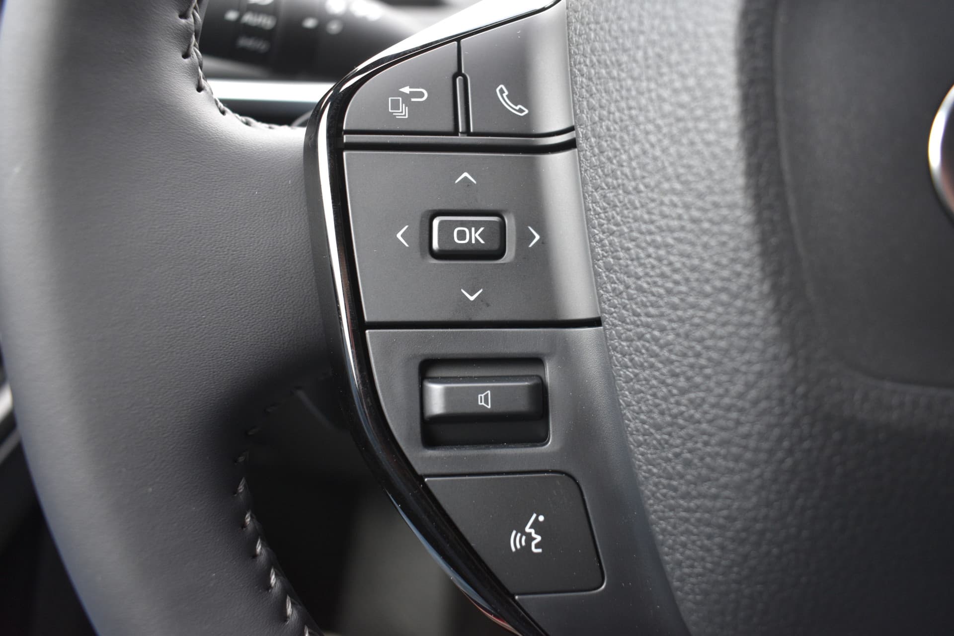 Toyota Onbekend C-HR+ First Edition 77 kWh Automaat 225pk thumbnail 10