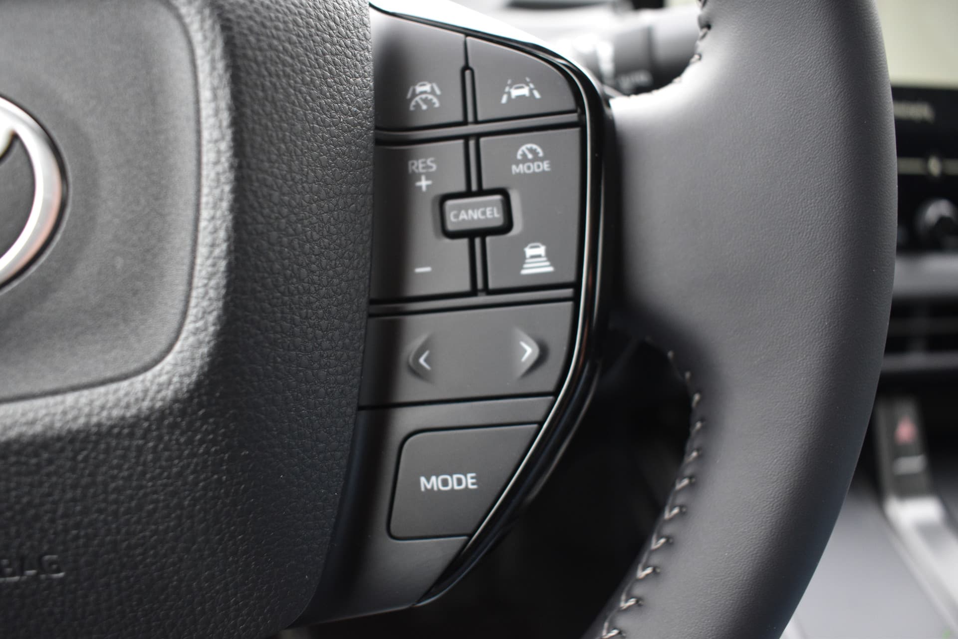 Toyota Onbekend C-HR+ First Edition 77 kWh Automaat 225pk thumbnail 11