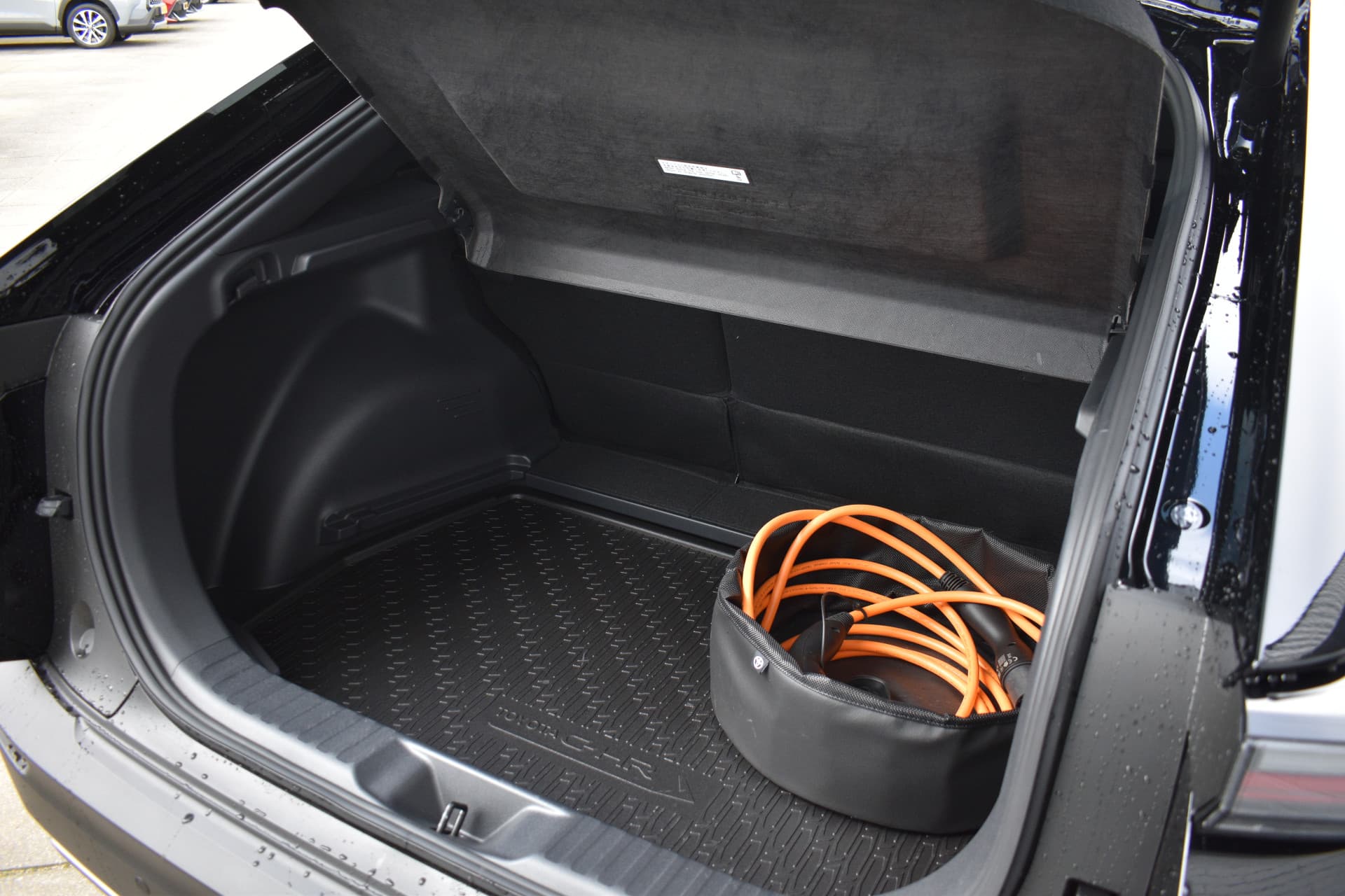 Toyota Onbekend C-HR+ First Edition 77 kWh Automaat 225pk thumbnail 17