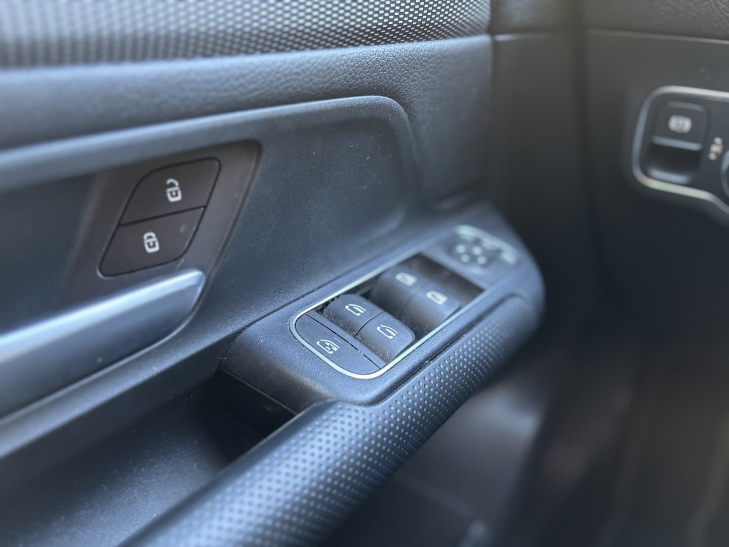 Mercedes-Benz B-Klasse 180 Business Solution thumbnail 10