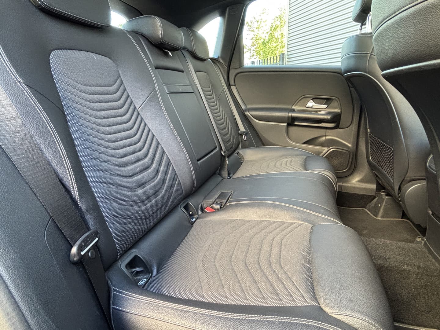 Mercedes-Benz B-Klasse 180 Business Solution thumbnail 7