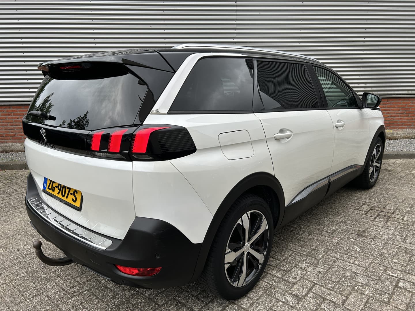 Peugeot 5008 1.6 PureTech GT-Line Nieuwe APK thumbnail 2