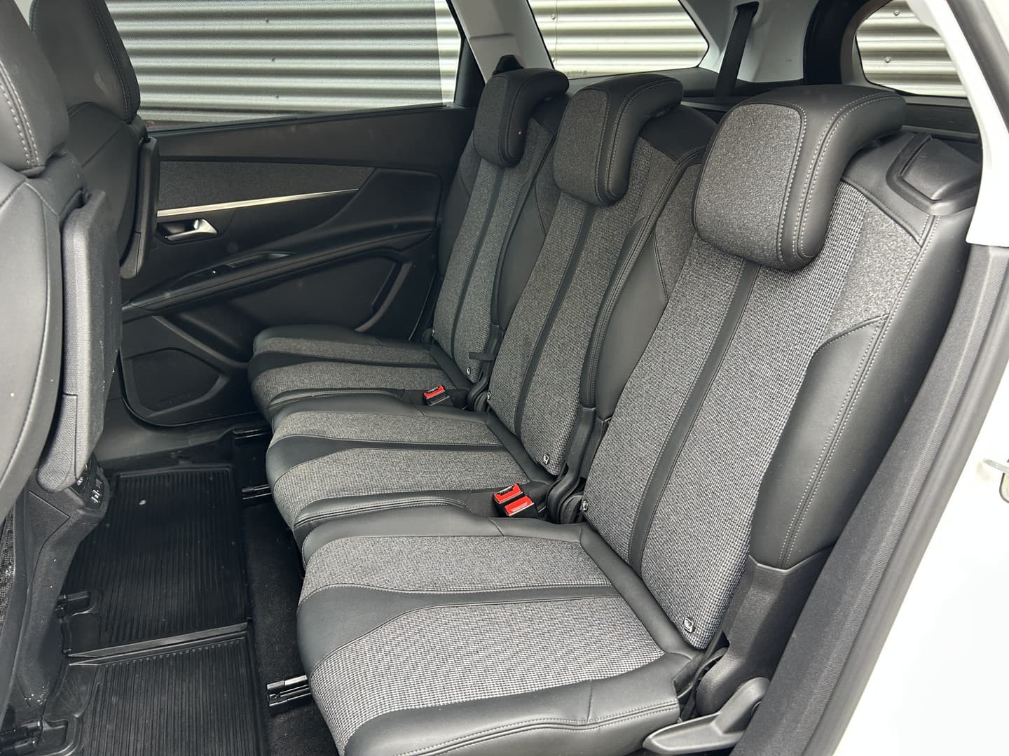 Peugeot 5008 1.6 PureTech GT-Line Nieuwe APK thumbnail 6