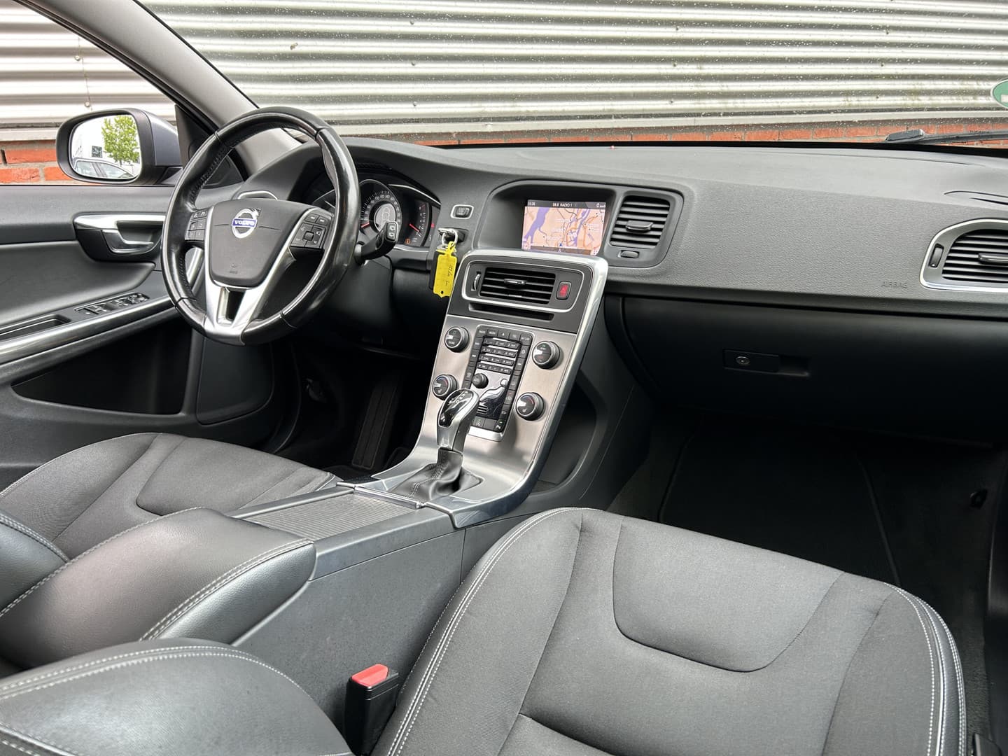 Volvo V60 1.5 T3 Polar+ thumbnail 4