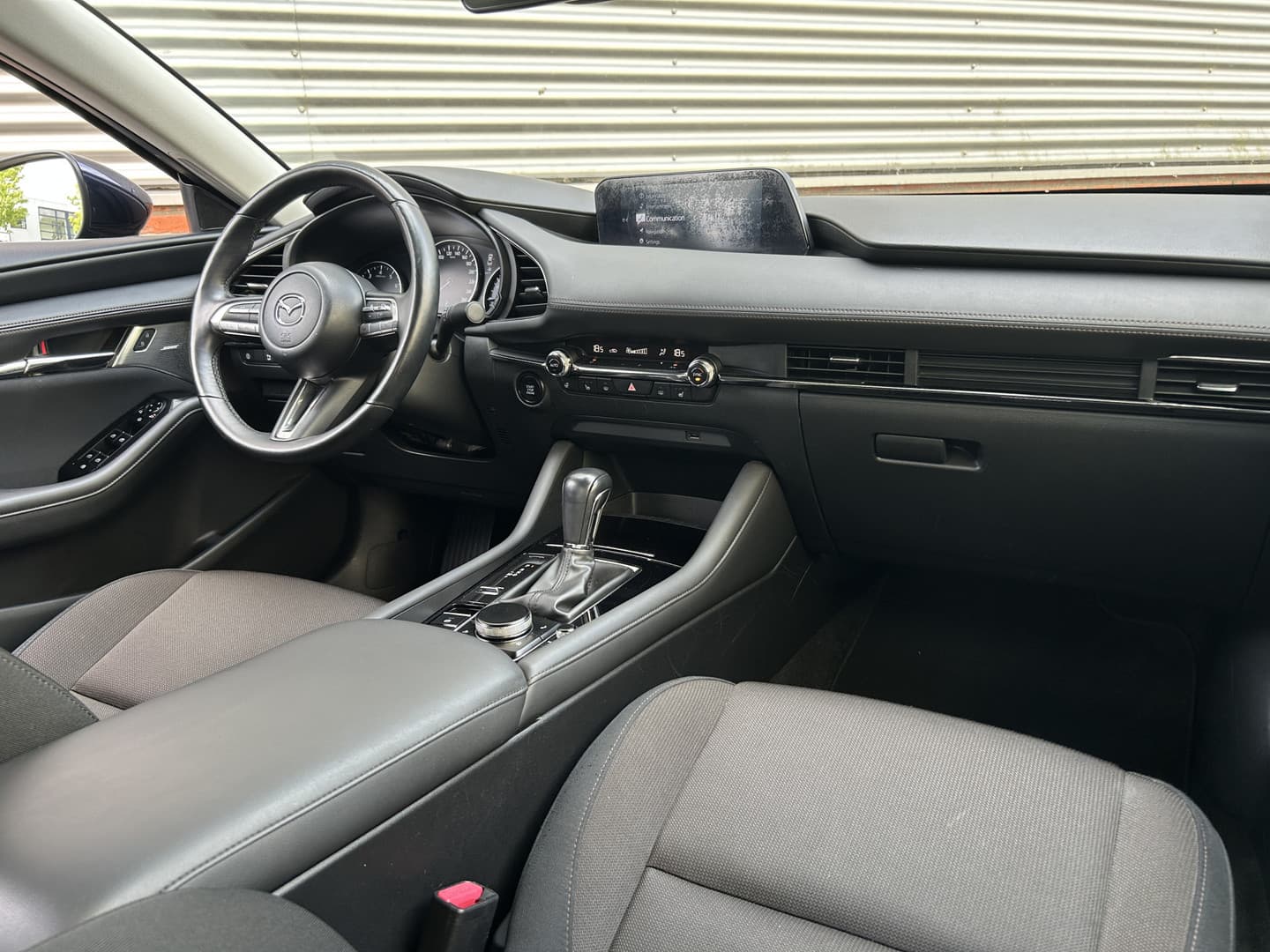 Mazda 3 2.0 e-SkyActiv-X M Hybrid 180 Comfort met Bose thumbnail 4